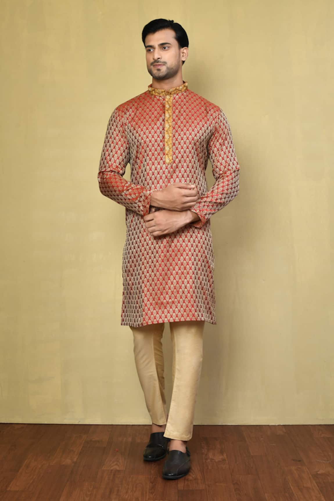 Arihant Rai Sinha Abstract Jacquard Pattern Kurta With Pyjama