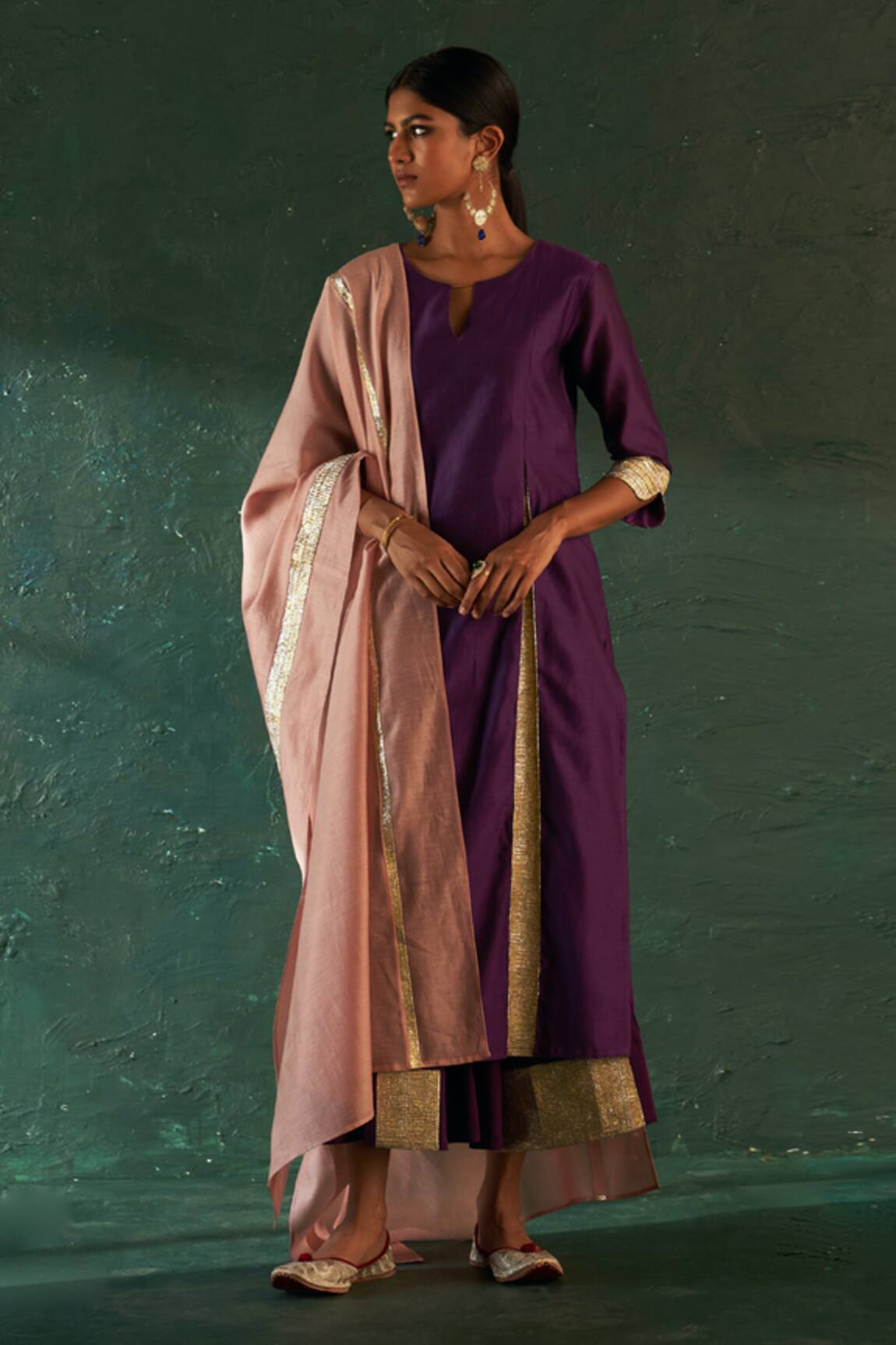 Charkhee Chanderi Gota Embellished Kurta Set 