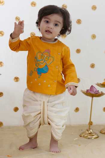 Tiber Taber Ganesha Embroidered Kurta & Dhoti Pant Set 