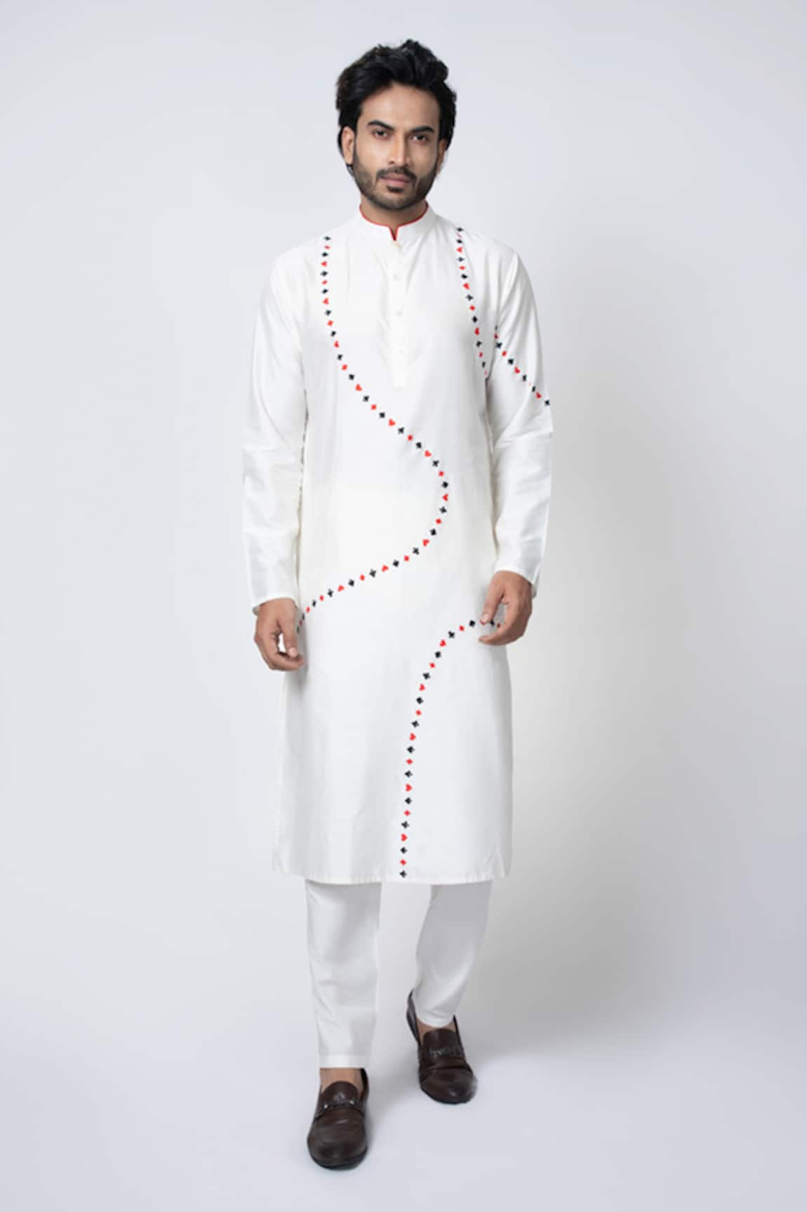 Priyanka Haralalka Embroidered Kurta & Pyjama Set