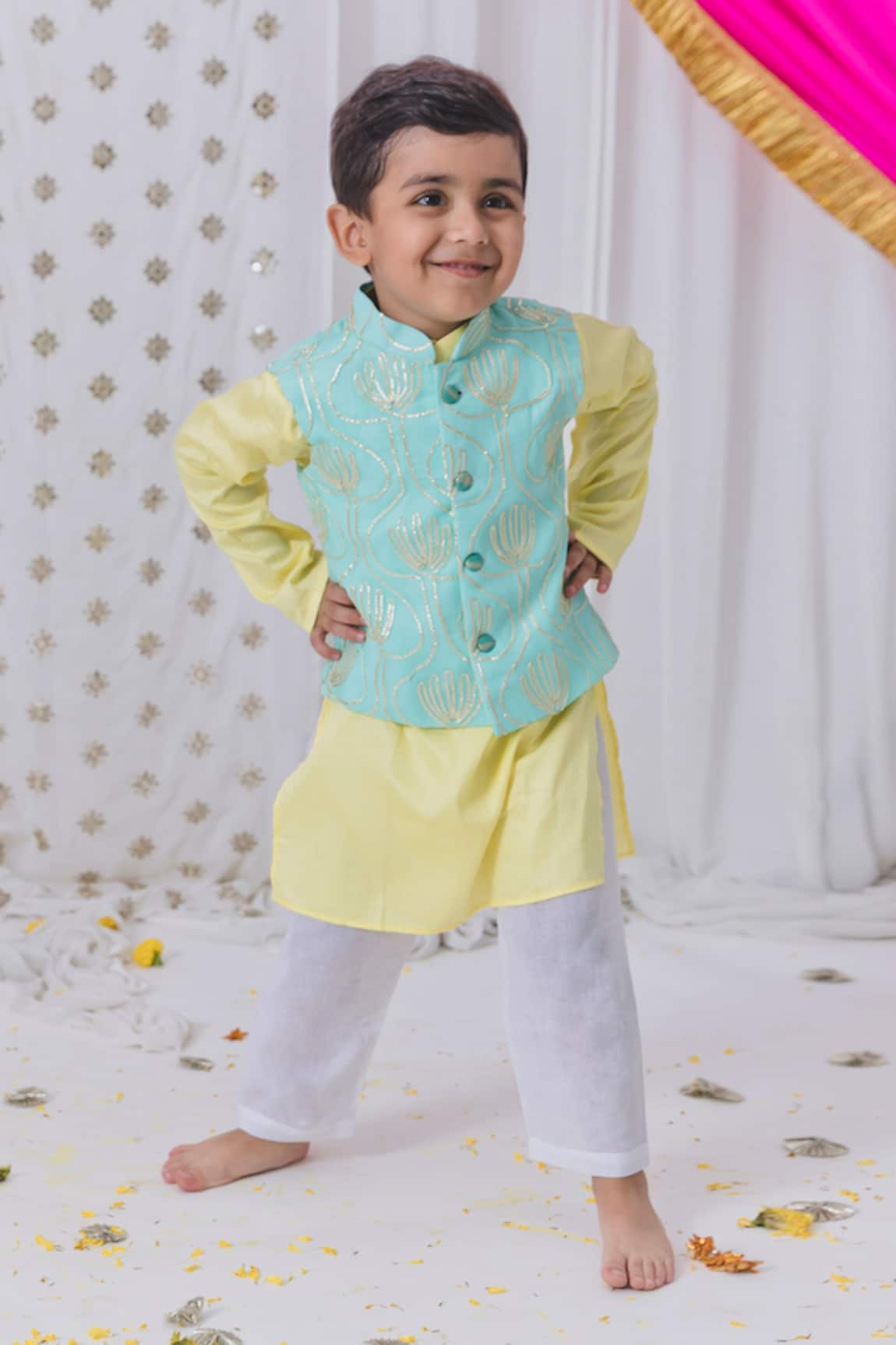 Tiny Pants Bloom Lace Embellished Bundi Kurta Set