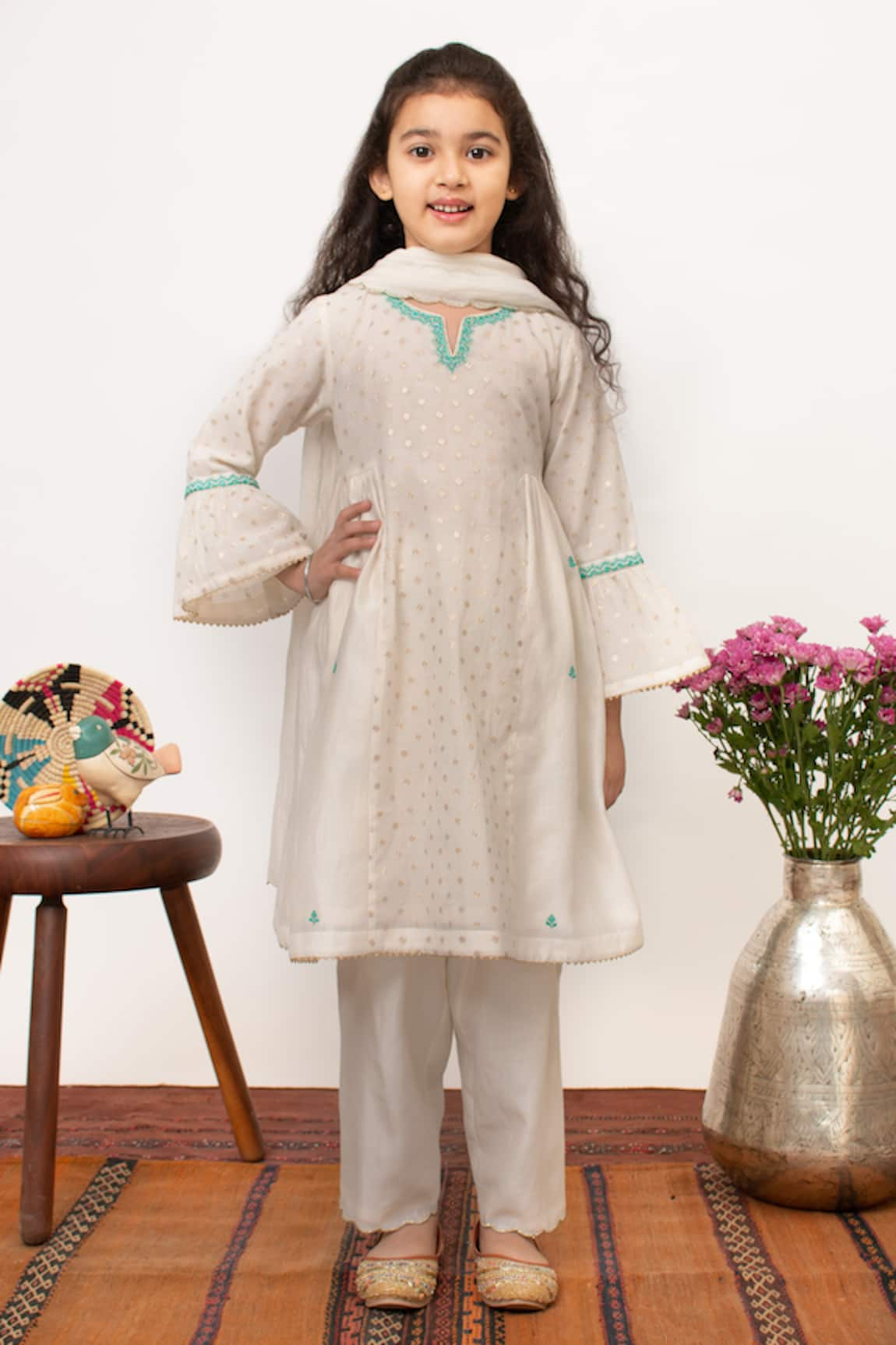 Boteh Chanderi Silk Floral Pattern Kurta Pant Set