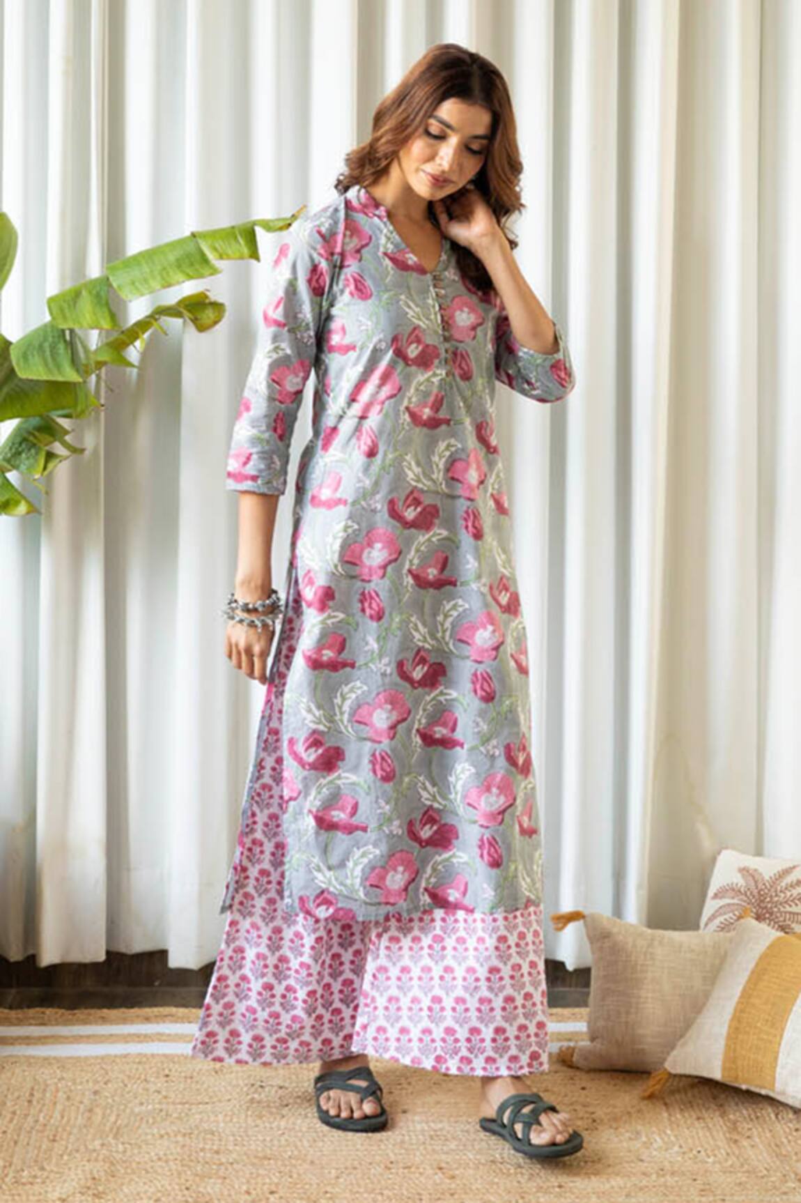 Kapraaaha Lily Print Tunic With Palazzo Pant