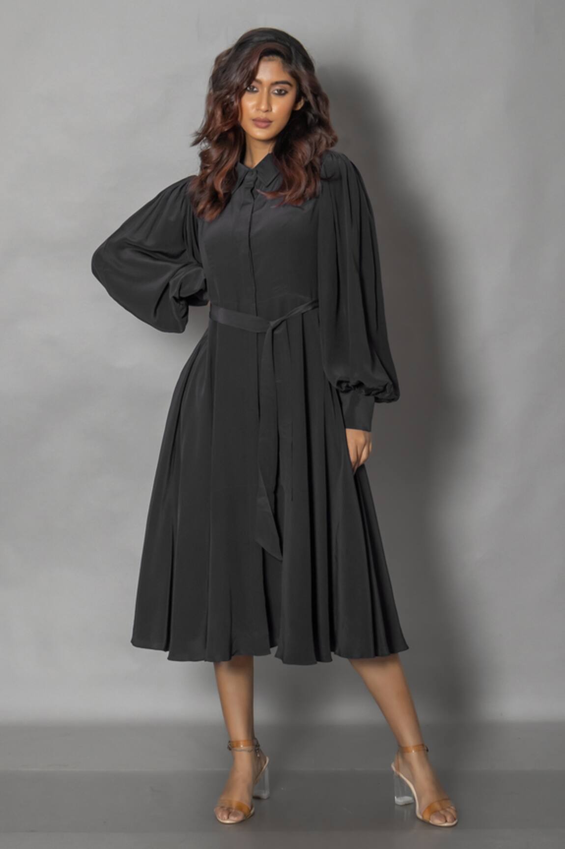 Vishwa By Pinki Sinha Plain Midi Dress