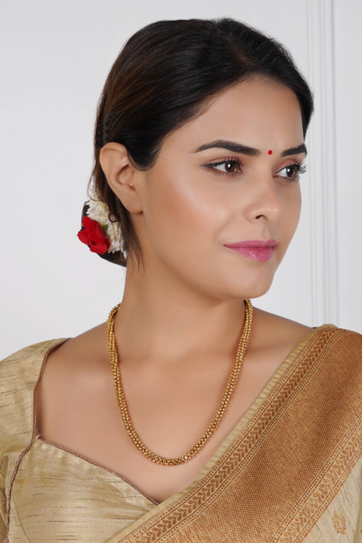 Smars Jewelry Carved Necklace 