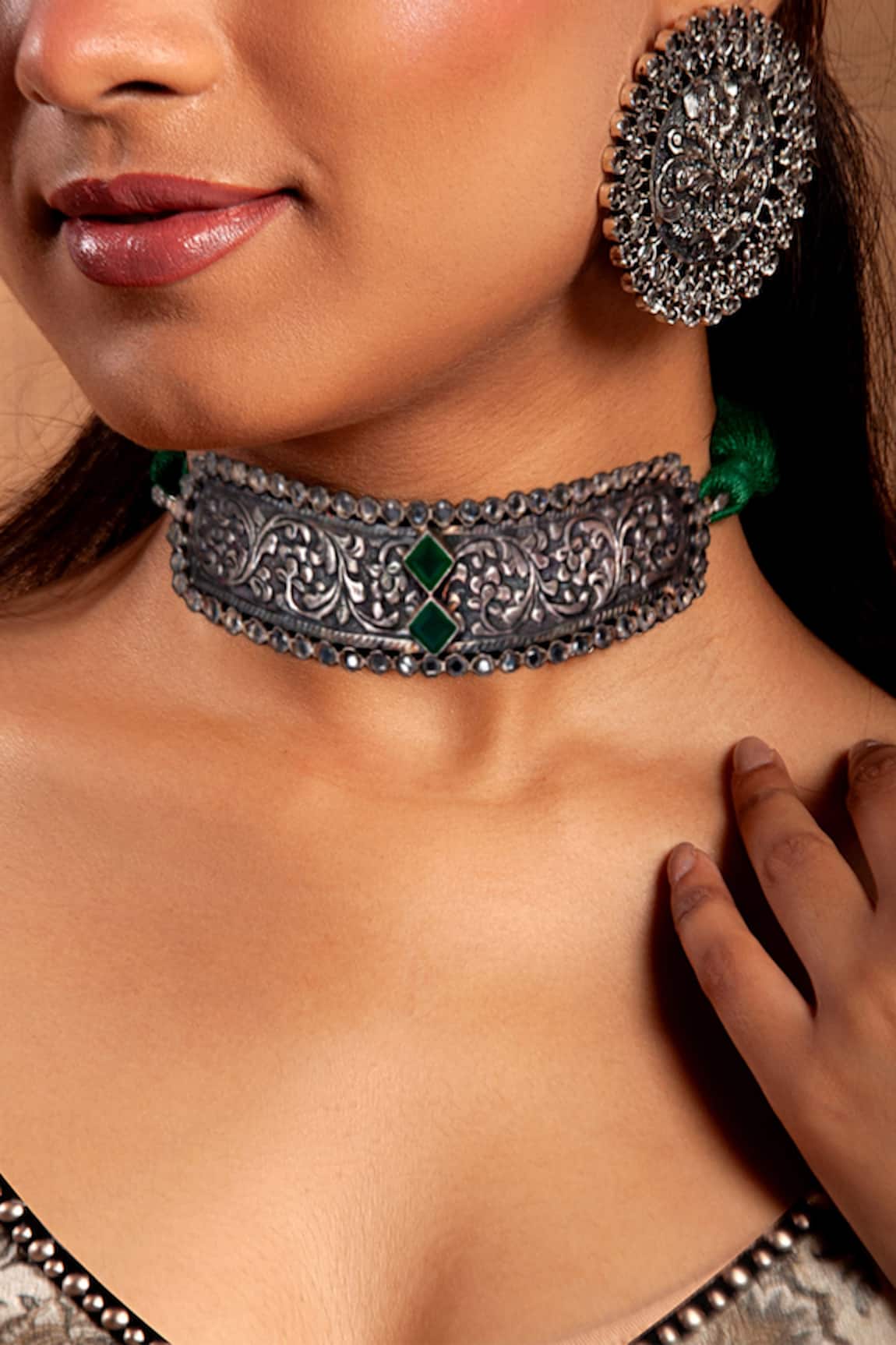 Neeta Boochra Floral Carved Choker Necklace
