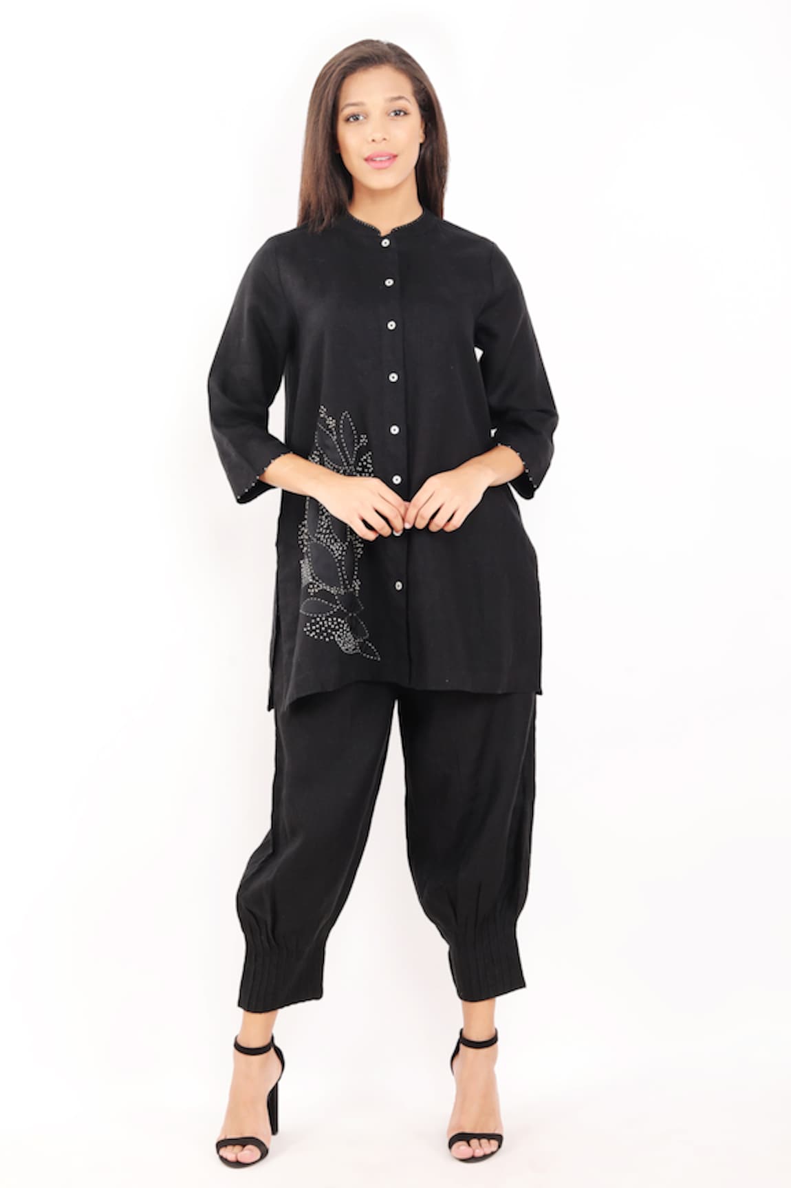 Linen Bloom Zari Leaf Embroidered Long Shirt