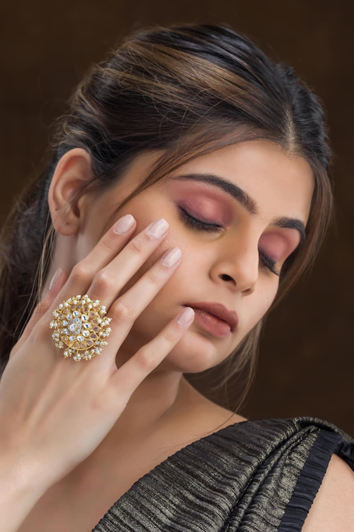 Vasundhara Kundan Embellished Ring