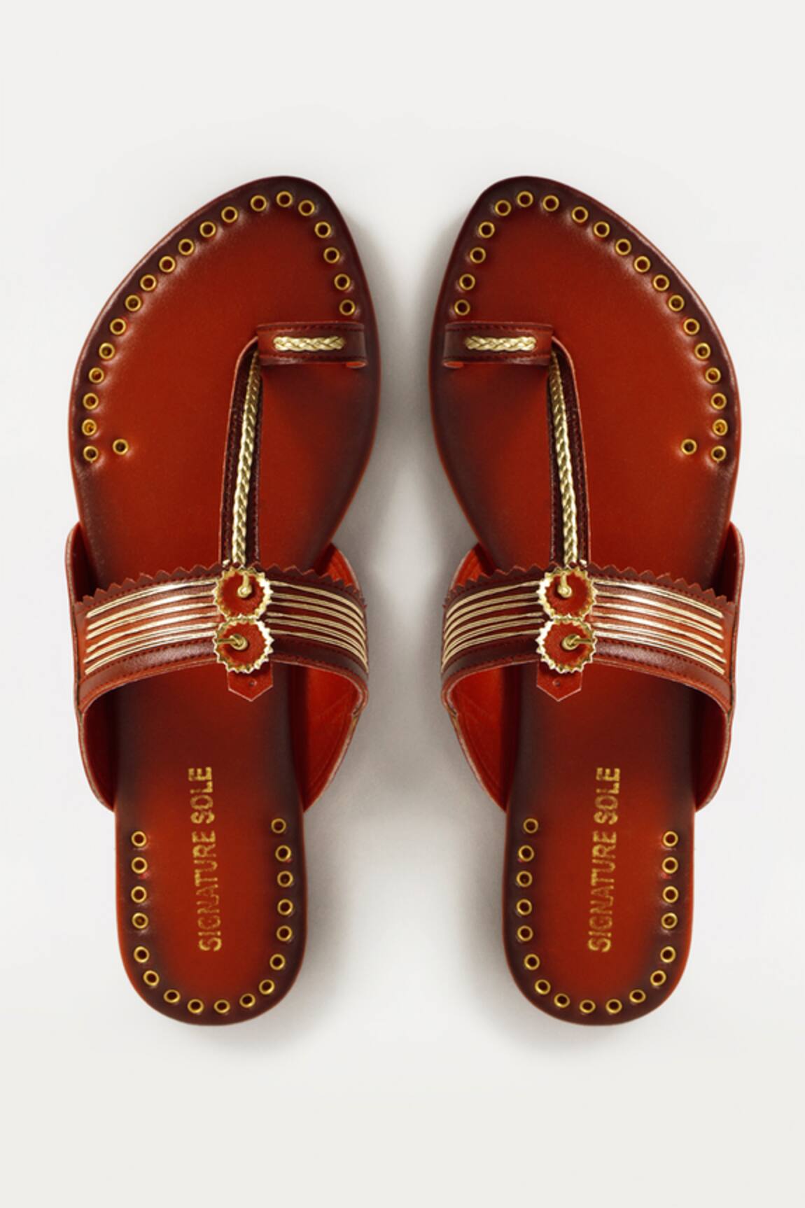 Signature Sole Kasab Embroidered Kolhapuris