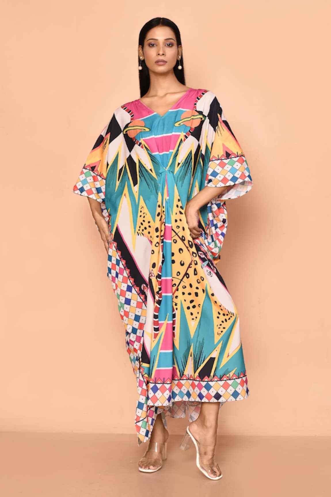 Naintara Bajaj Abstract Illusion Print Asymmetric Kaftan