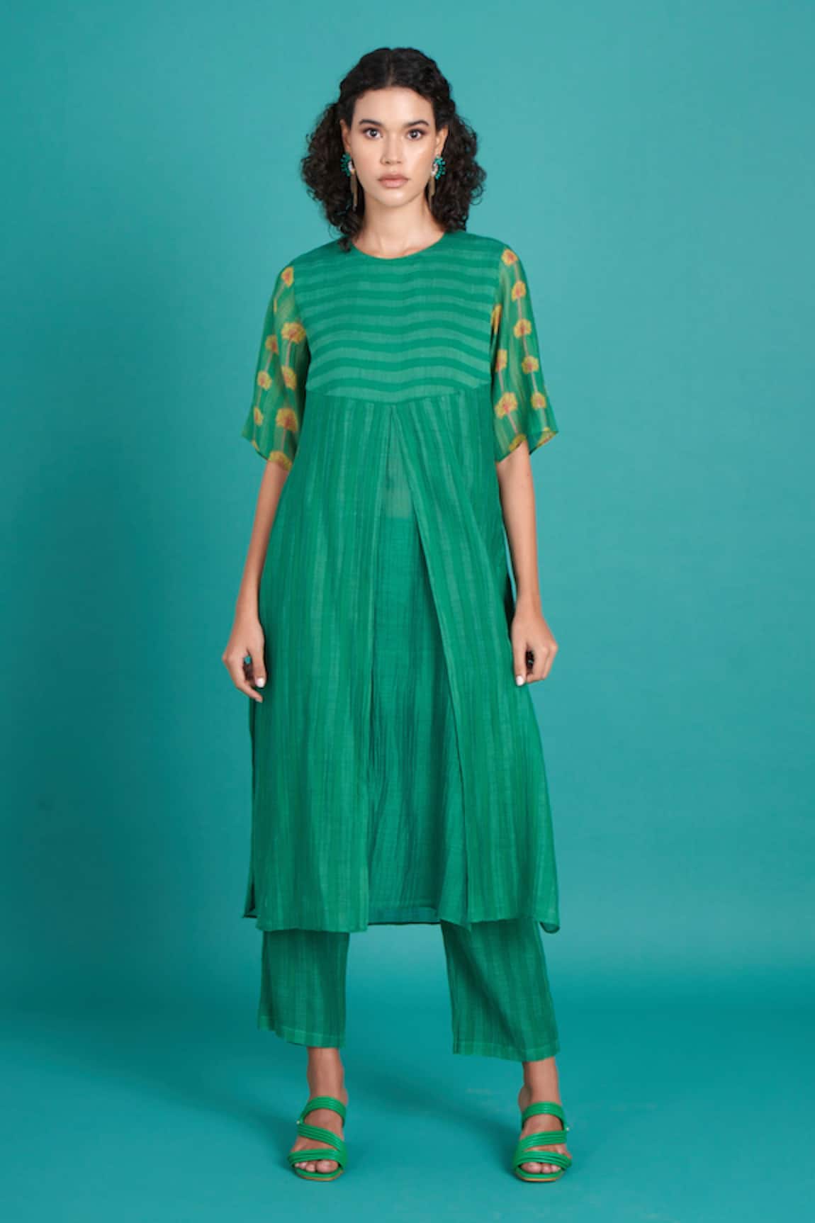 Priti Prashant Abeer Striped Print Kurta & Pant Set