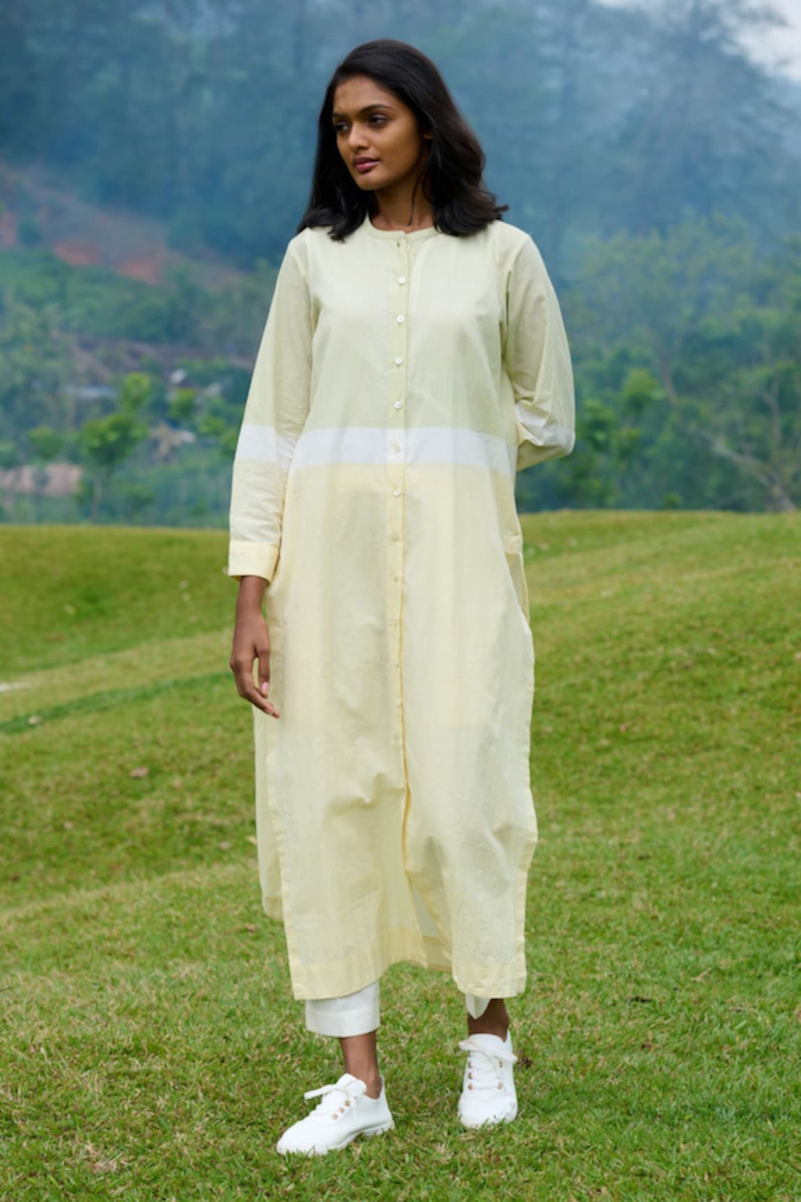 MANTRA Color Blocked Handwoven Kurta