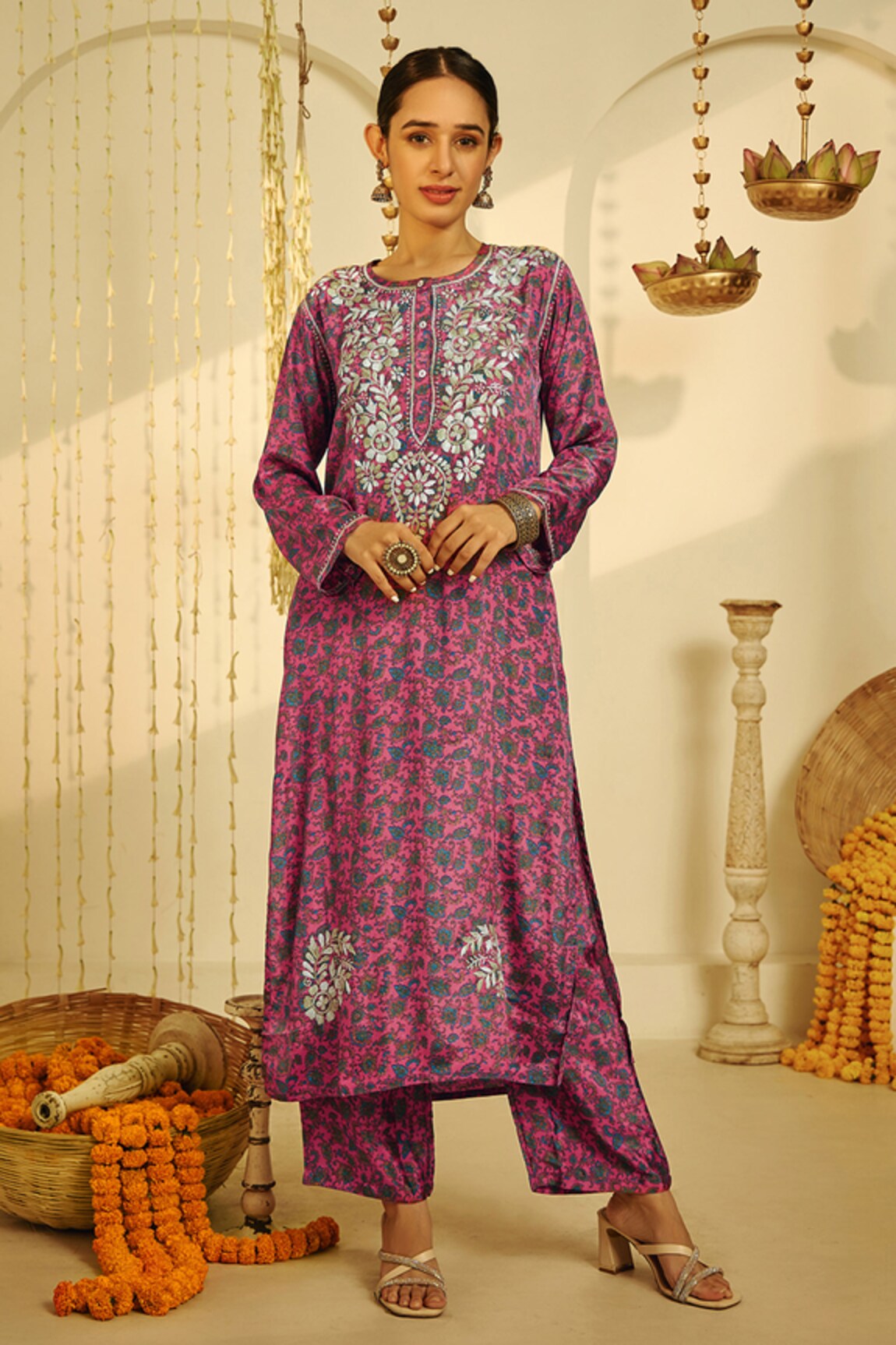 House of Chikankari Zehna Floral Print Kurta With Pant