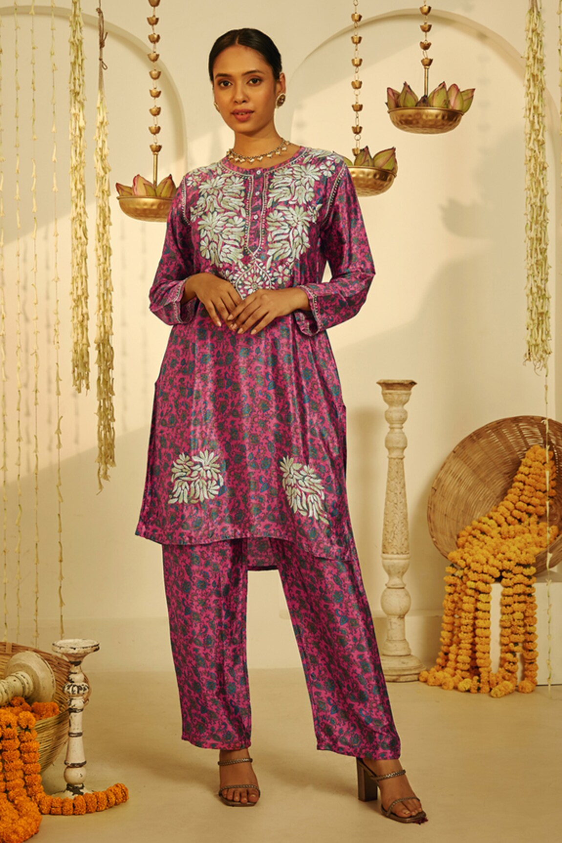 House of Chikankari Zehna Floral Bloom Print Kurta With Pant