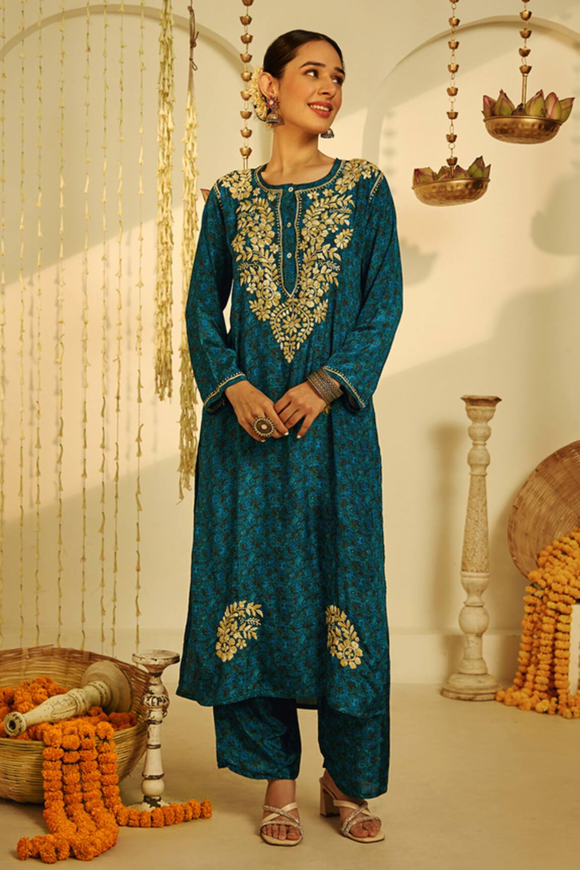 House of Chikankari Arisha Floral Print Kurta With Pant