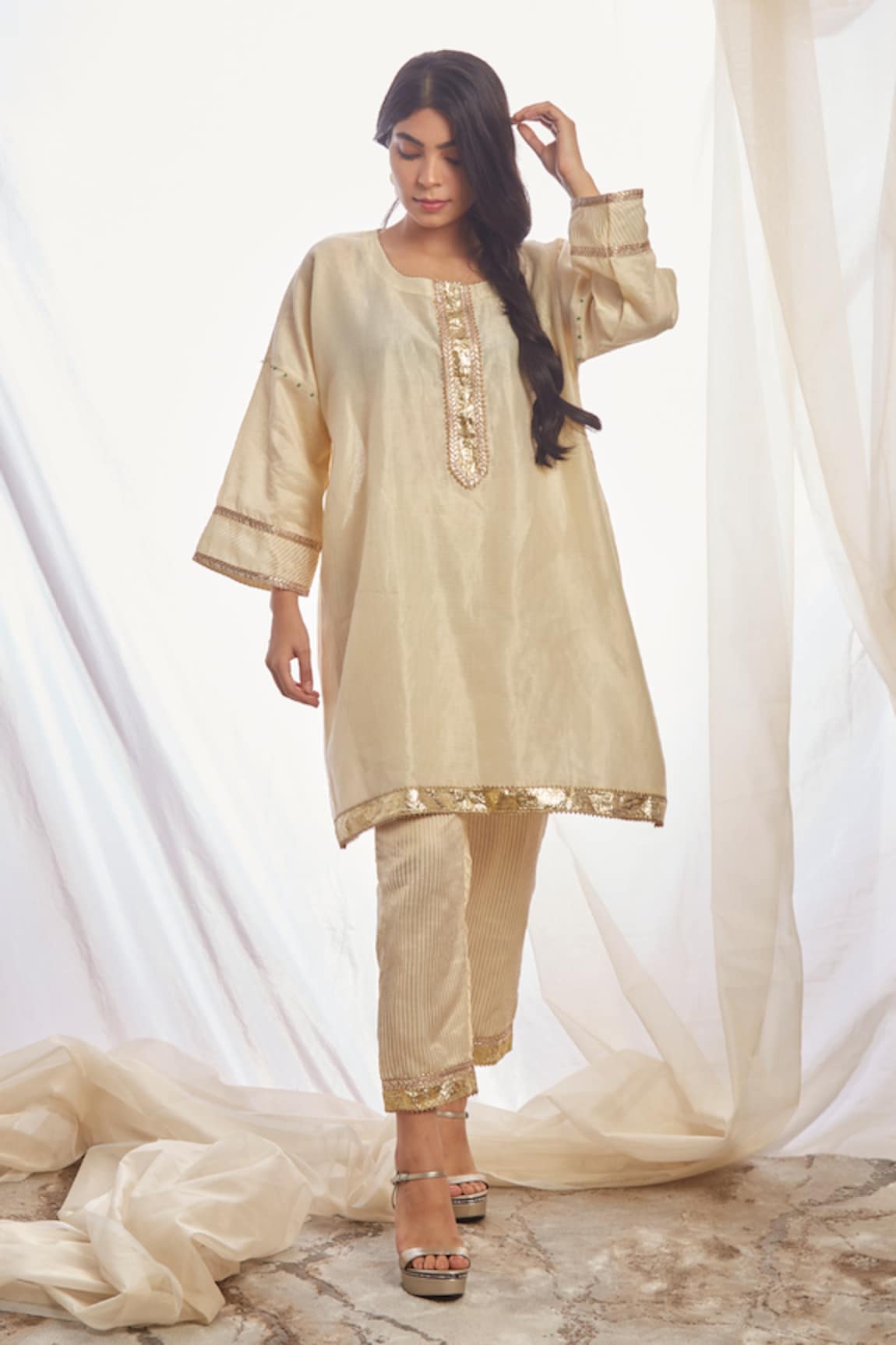 Bo tree Old Lace Embellished Kurta & Pant Set