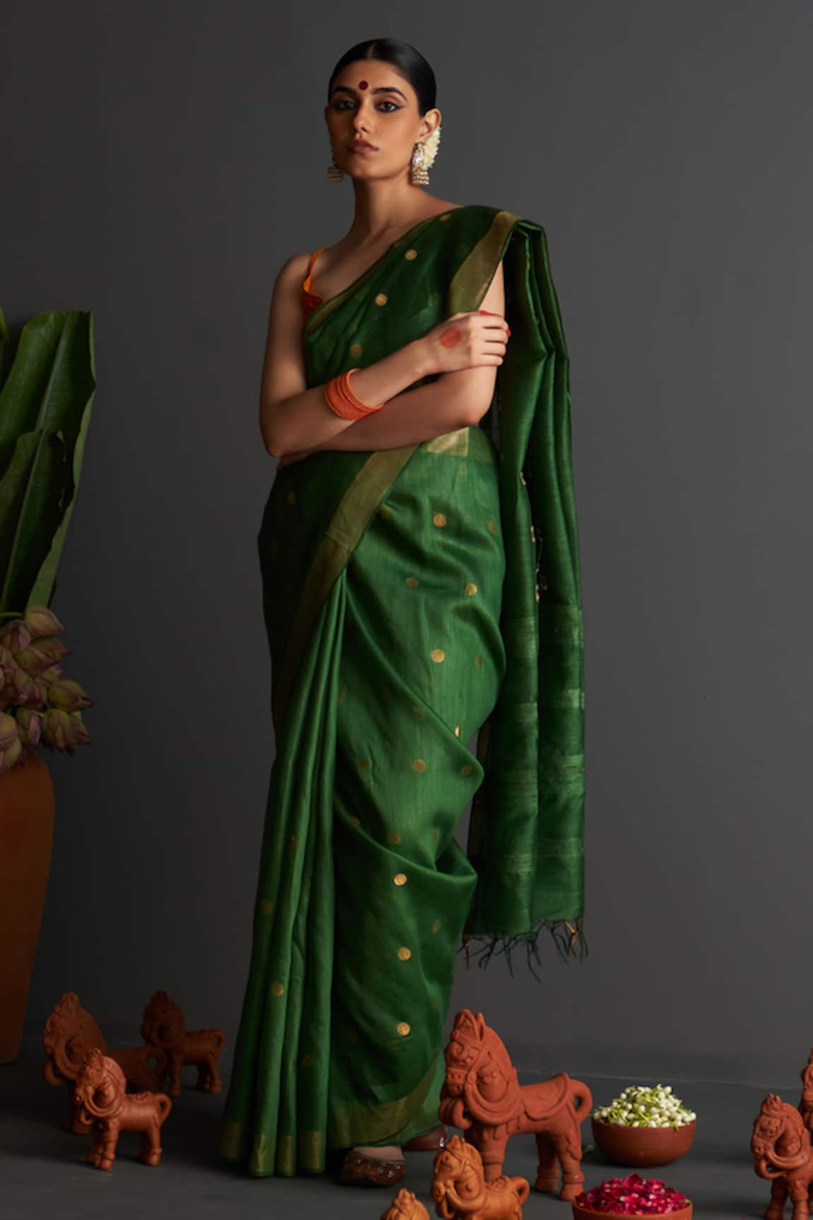 FIVE POINT FIVE Bindiya Polka Woven Saree With Running Blouse