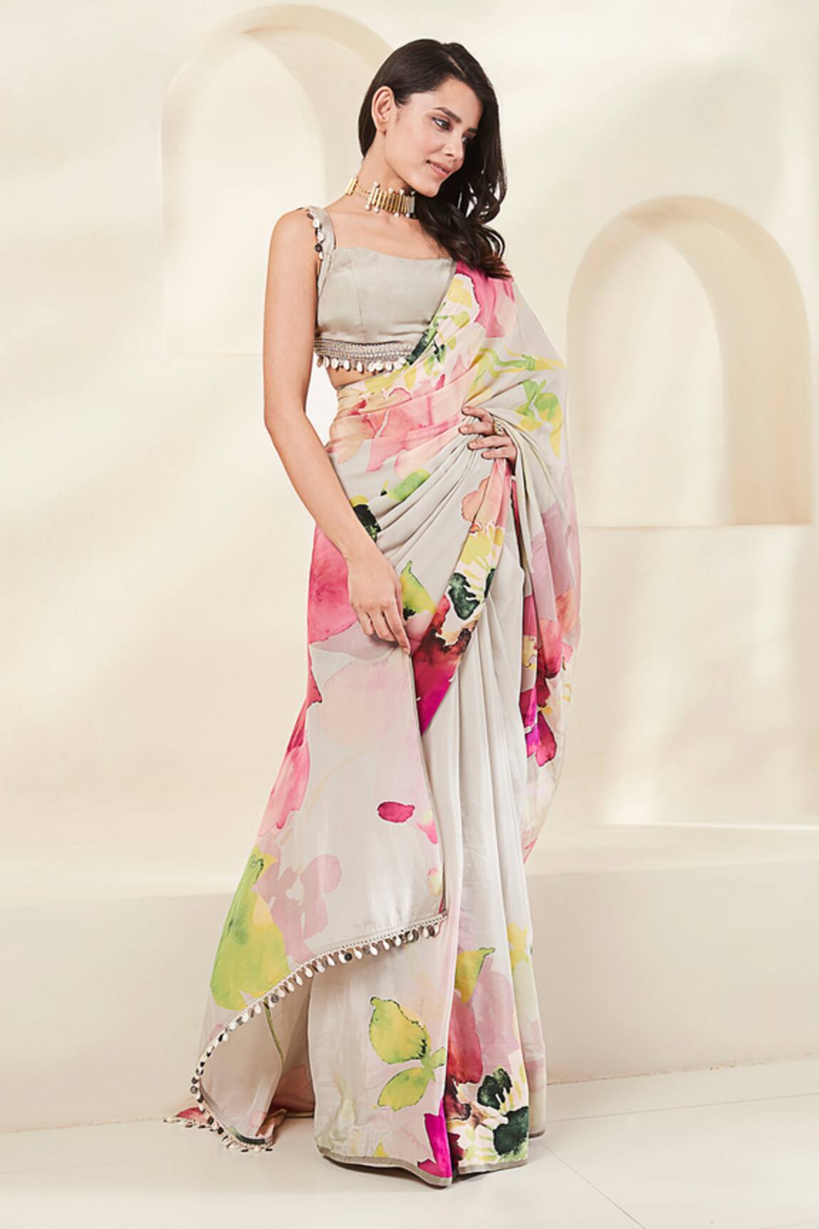 Basanti - Kapde Aur Koffee Artsy Floral Print Saree With Blouse
