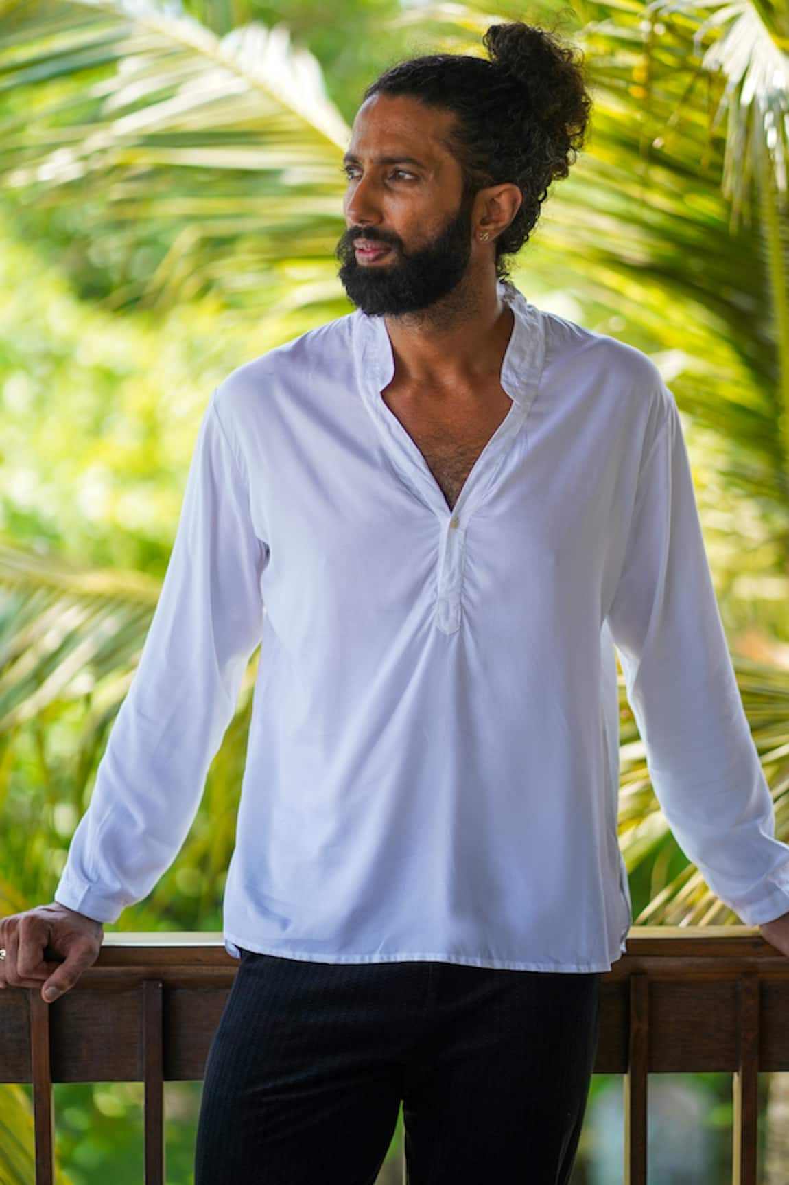 ALIAUM Solid Kurta