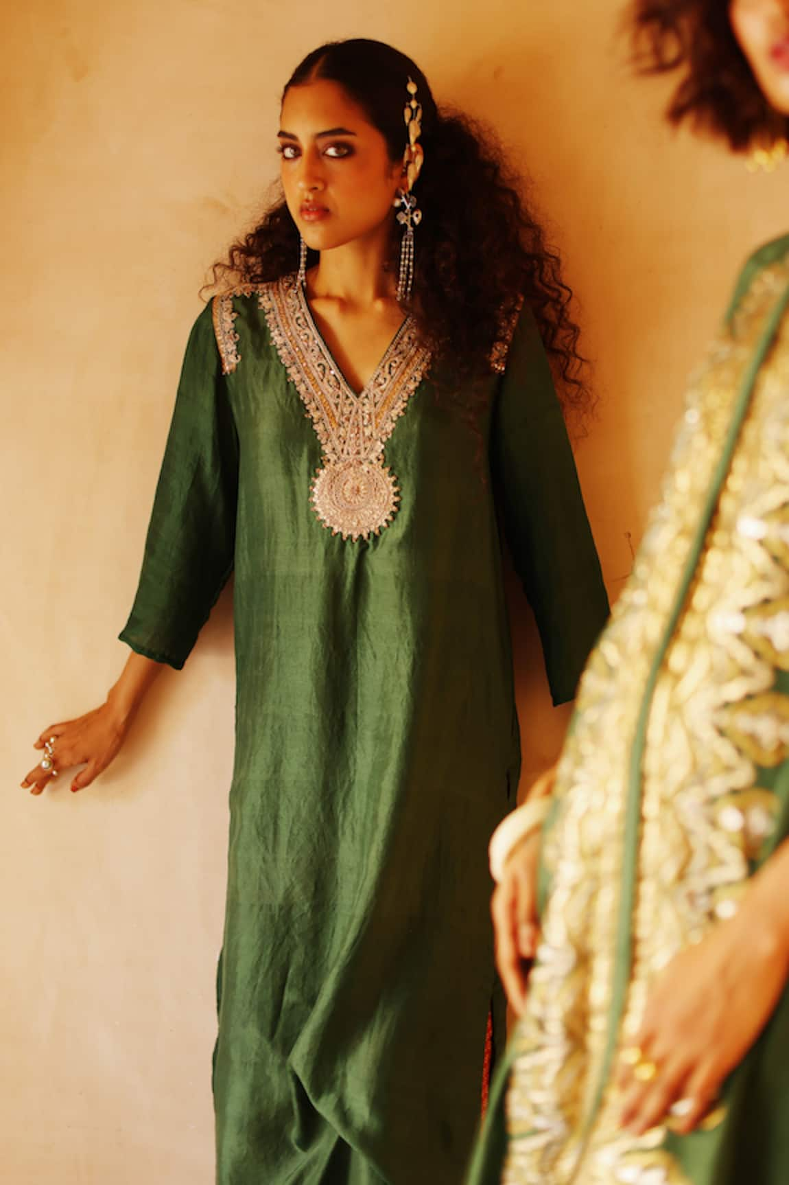 Avacara Marodi Embroidered Yoke Kurta With Pant