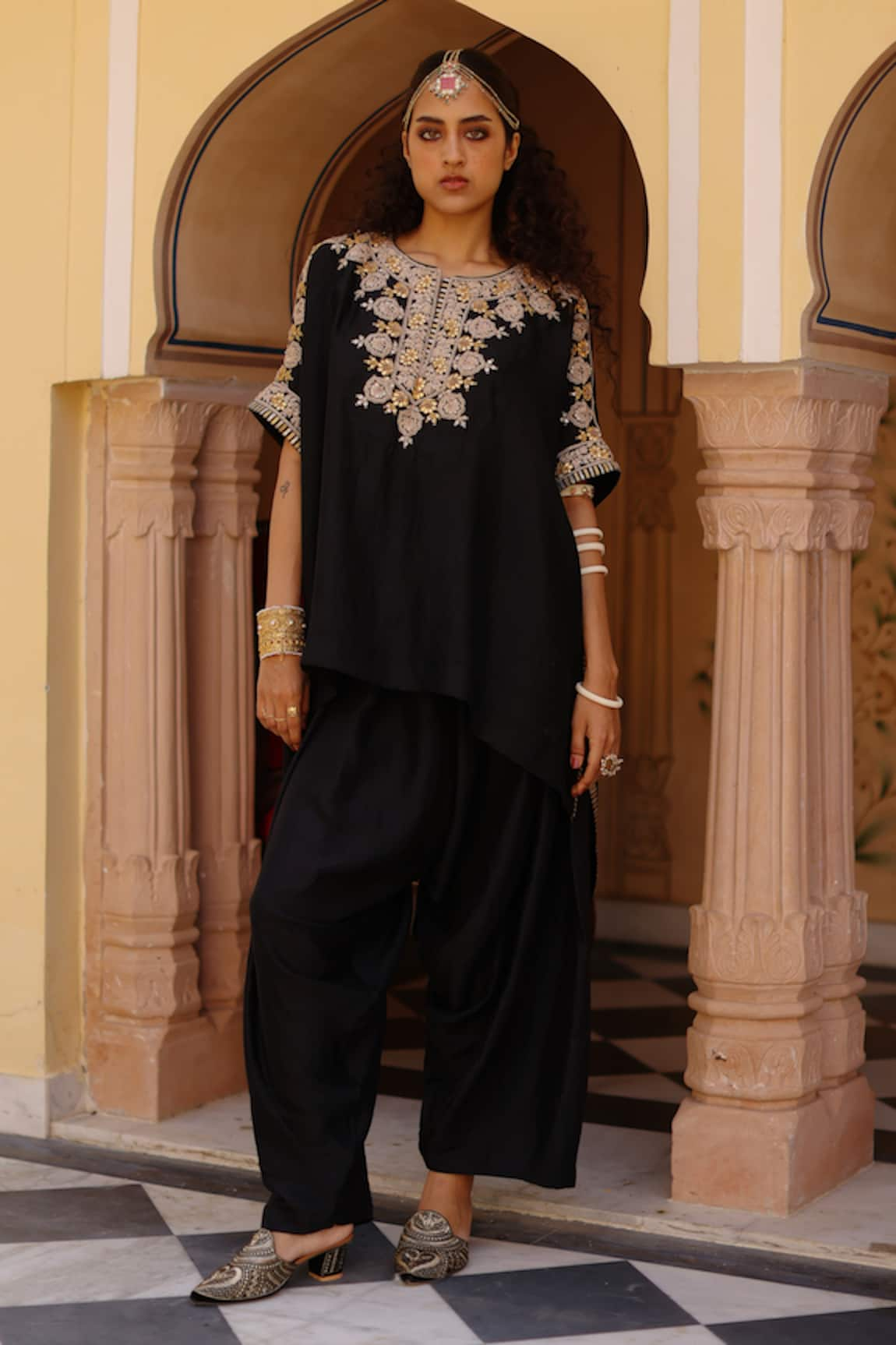 Avacara Marodi Embroidered Yoke Kaftan With Dhoti Pant