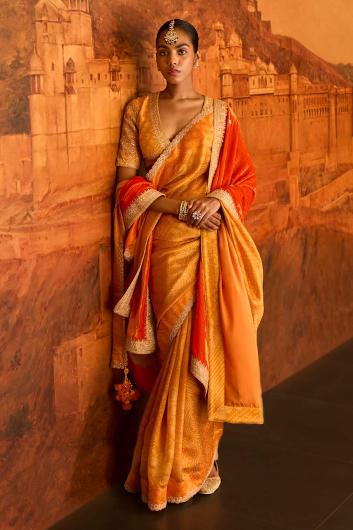 PUNIT BALANA Silk Bandhani Print Saree With Blouse