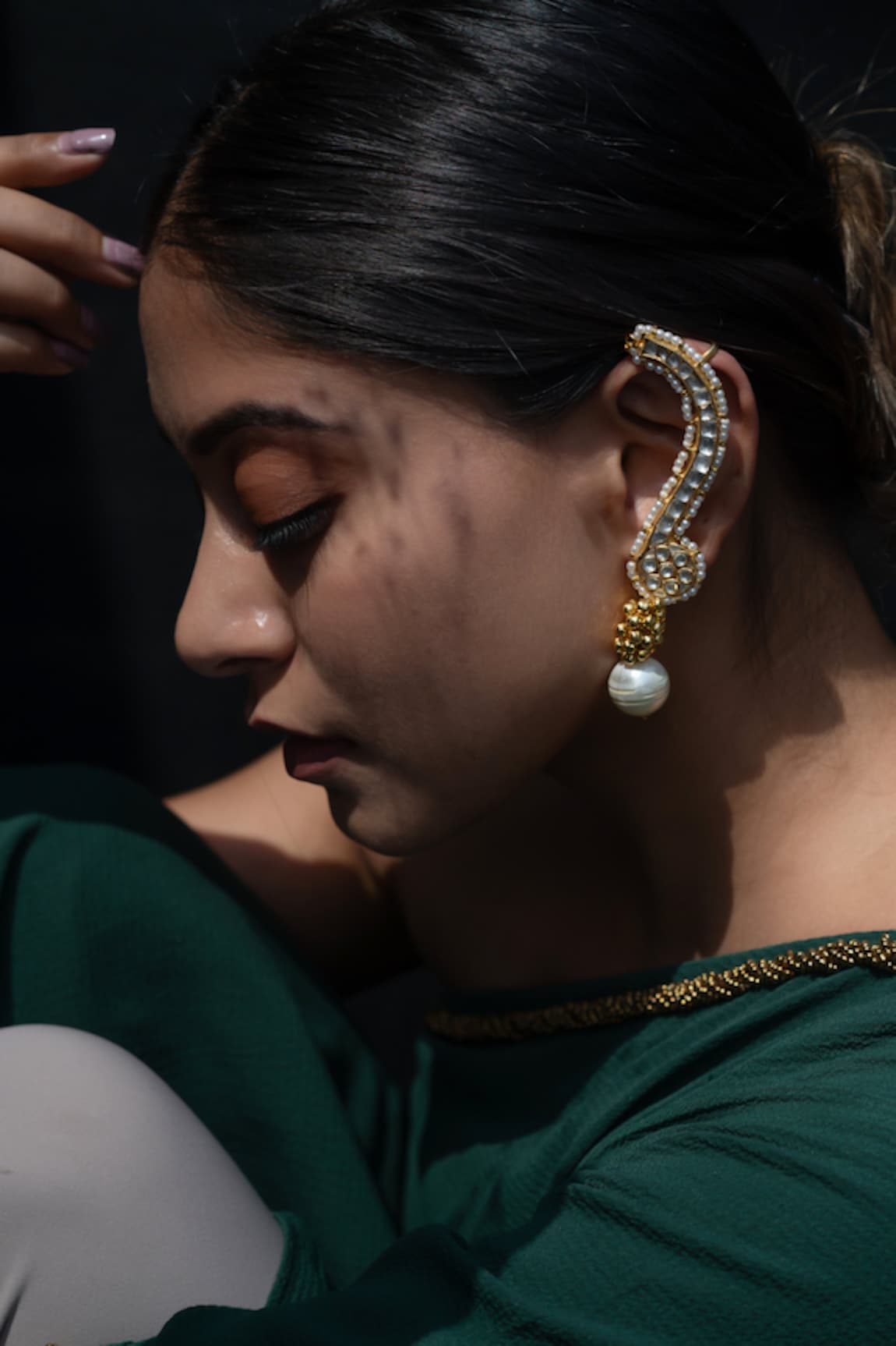 Do Taara Kundan & Pearl Embellished Ear Cuffs