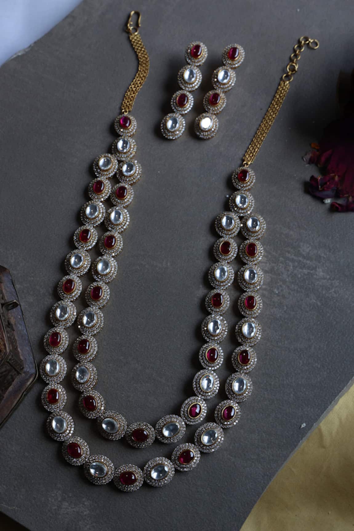 Do Taara Polki Embellished Necklace Set