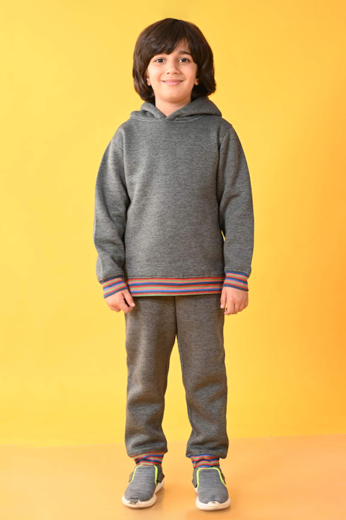 Anthrilo V Neck Solid Hoodie & Jogger Pant Set