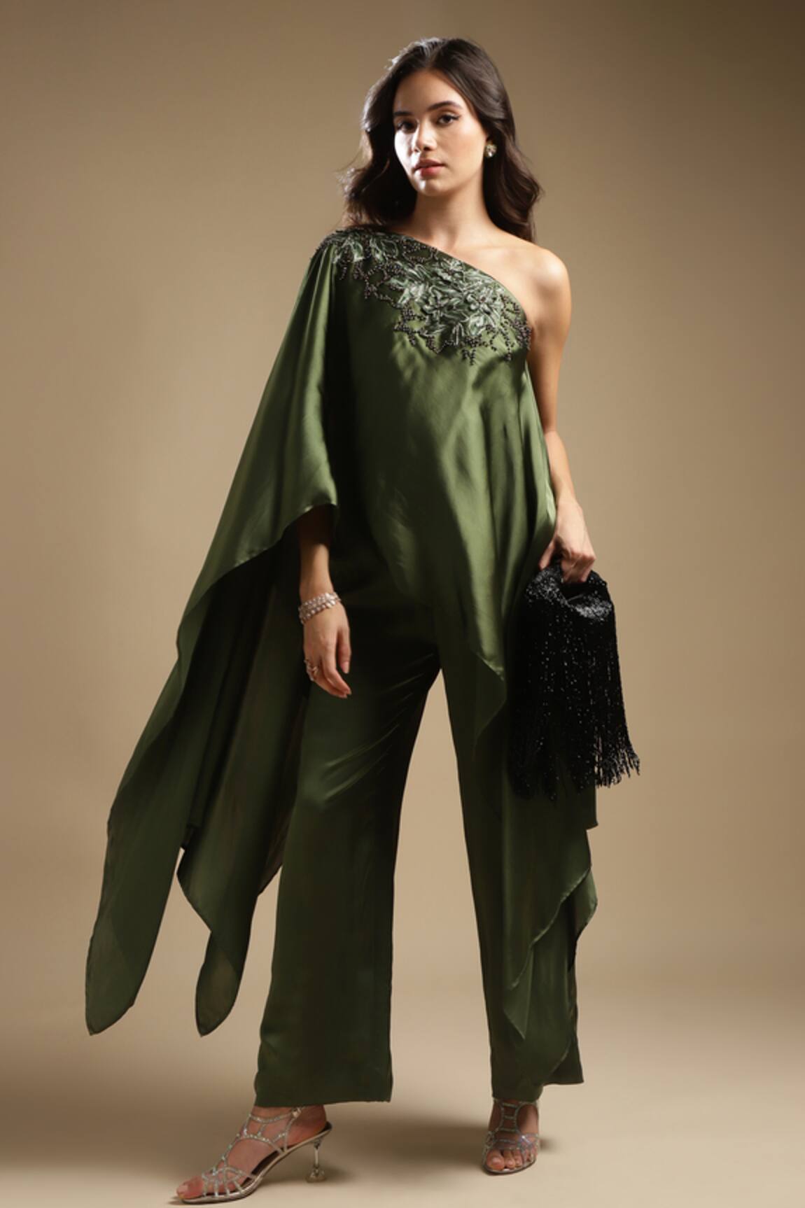 Sakshi Khetterpal Neckline Embroidered Top & Pant Set