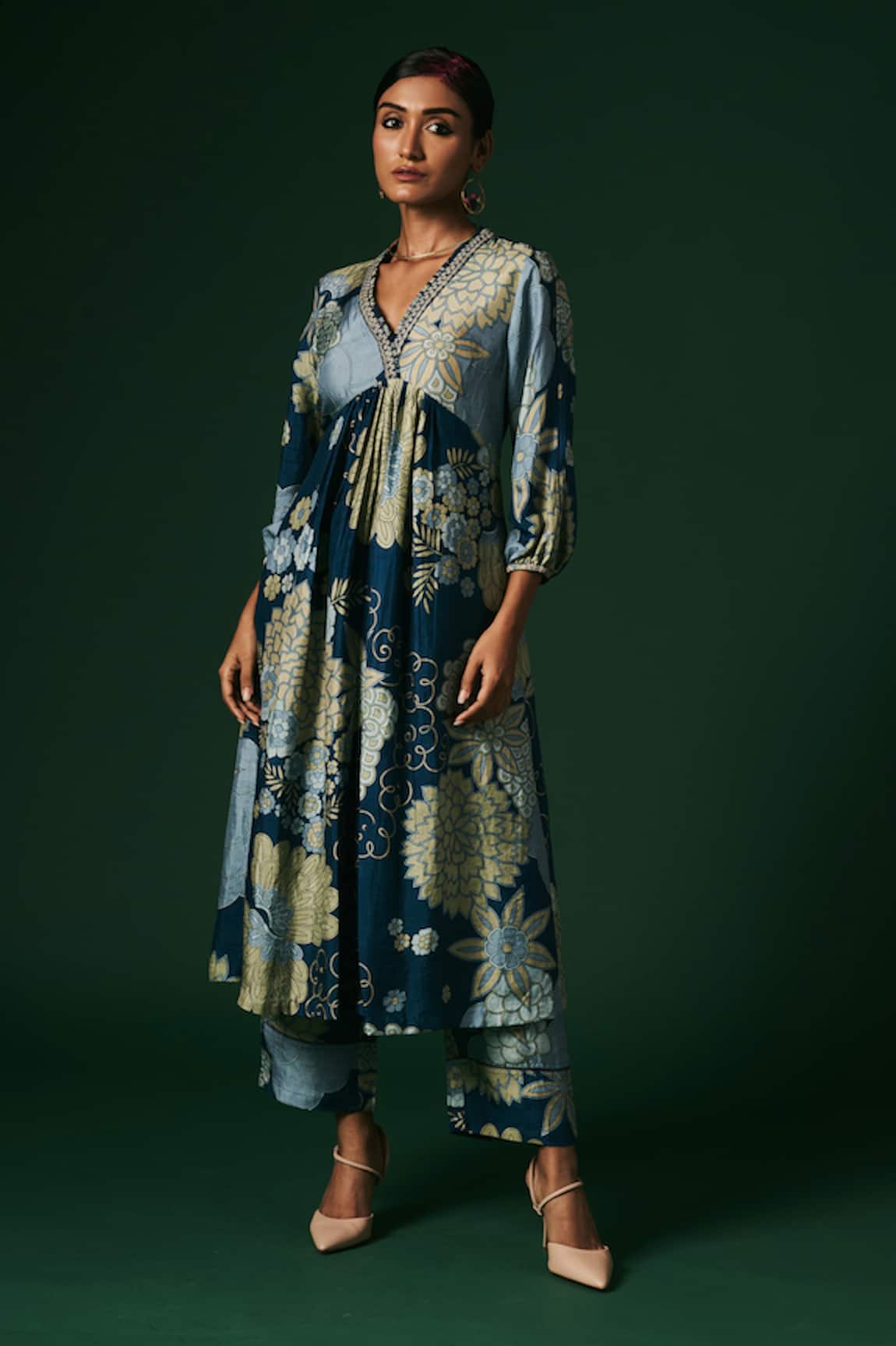 Arte-Alter Mahonia Floral Hand Print Anarkali & Pant Set