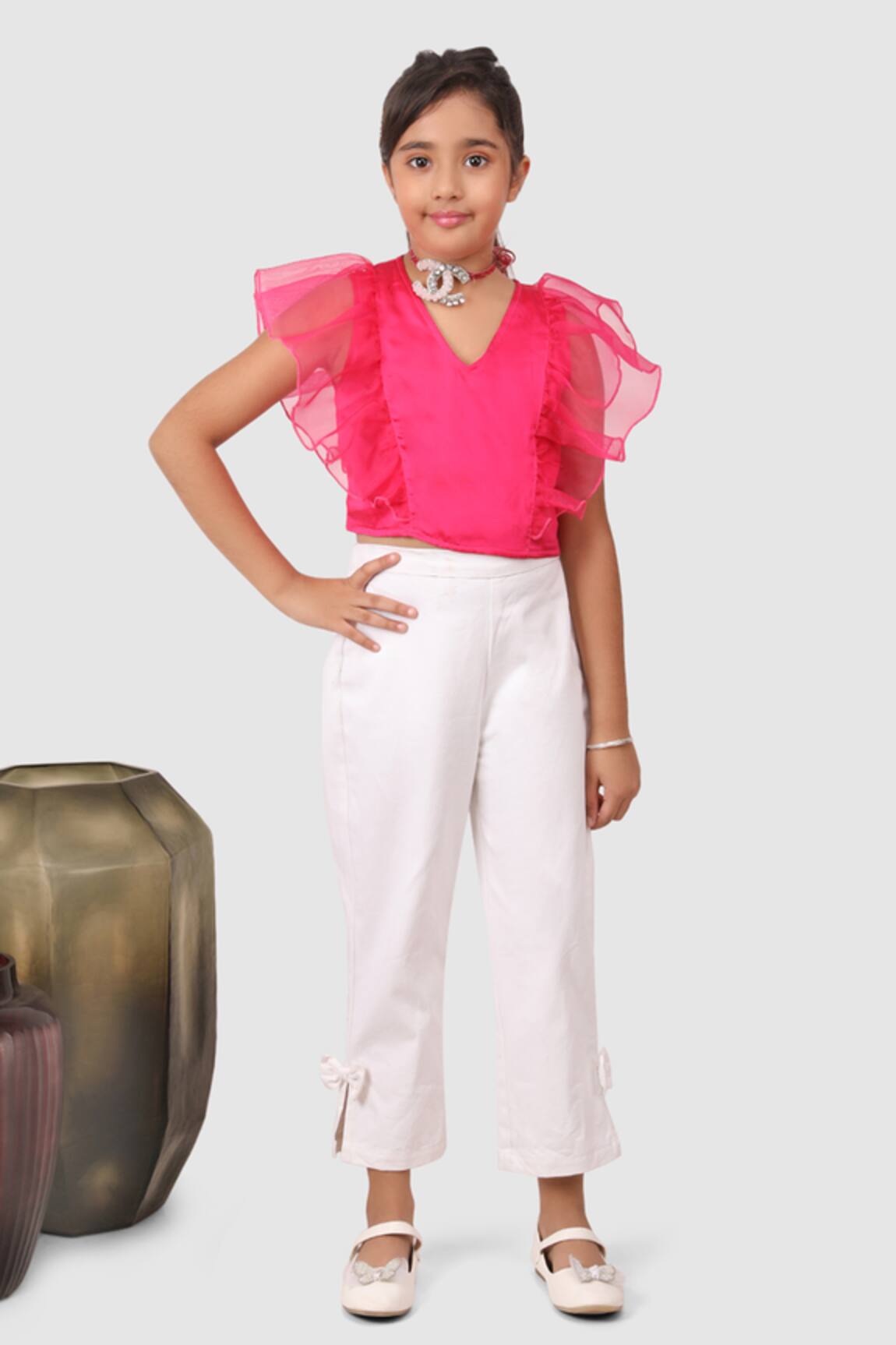 Jelly Jones Ruffle Top With Contrast Pant