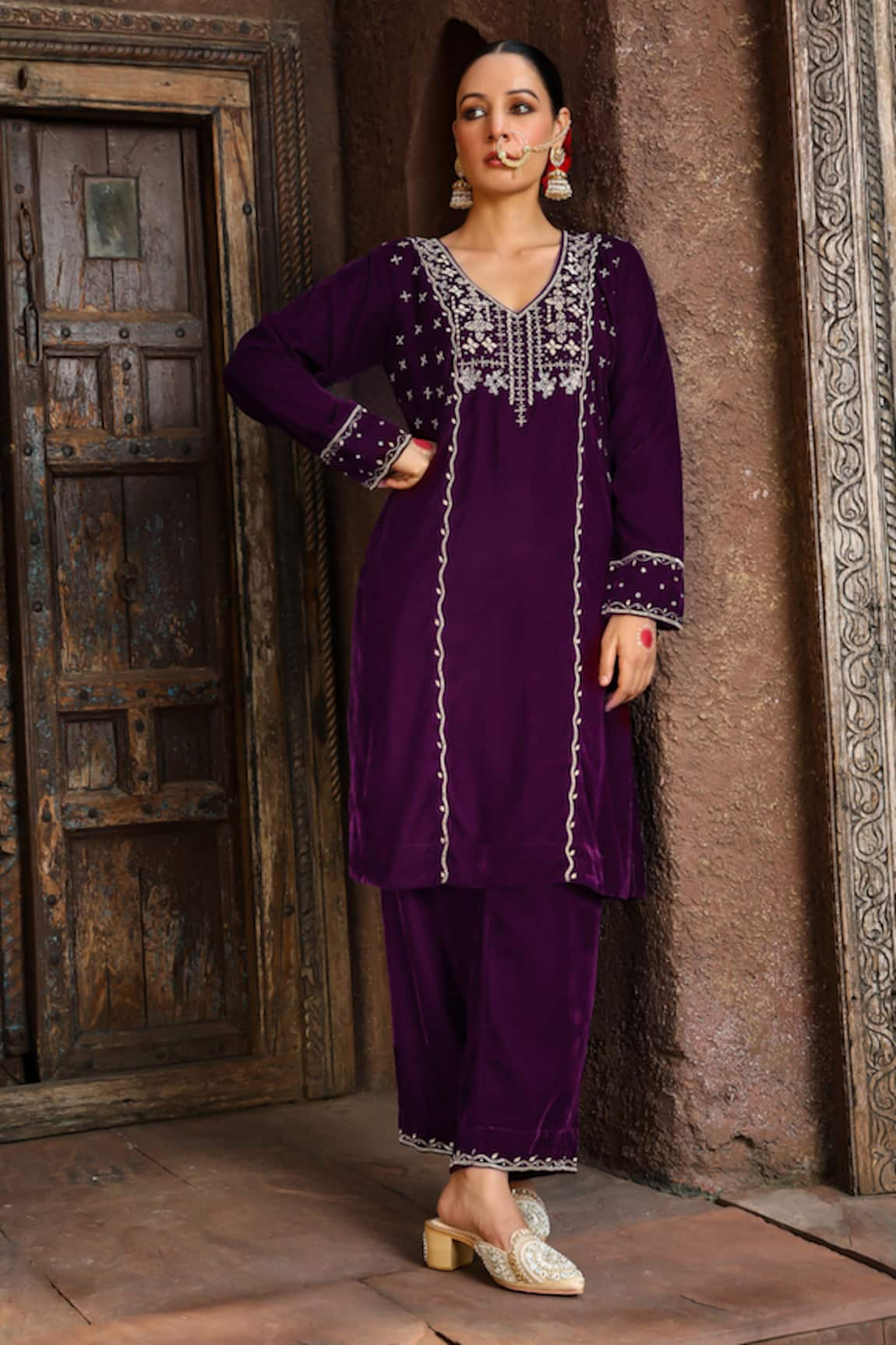 House of Chikankari Chikankari Work Kurta & Pant Set