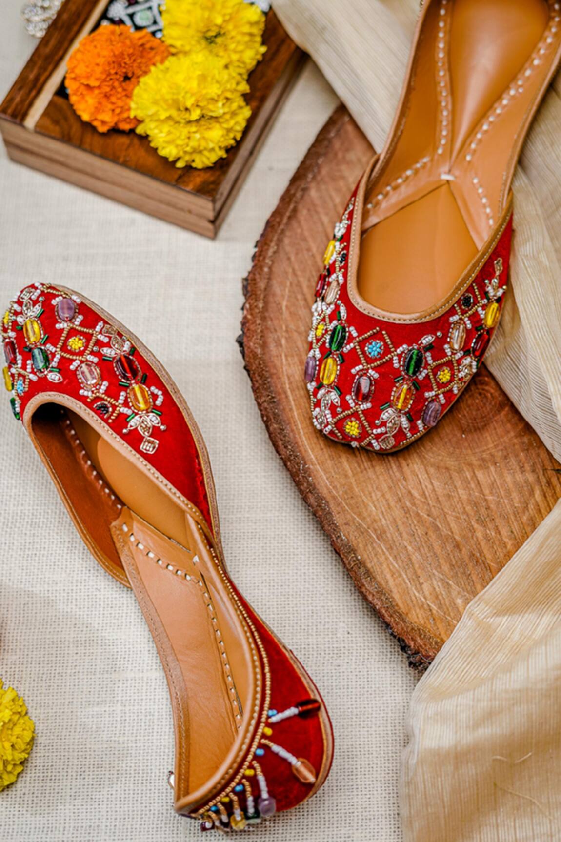 NR By Nidhi Rathi Navratna Stone Embellished Juttis 
