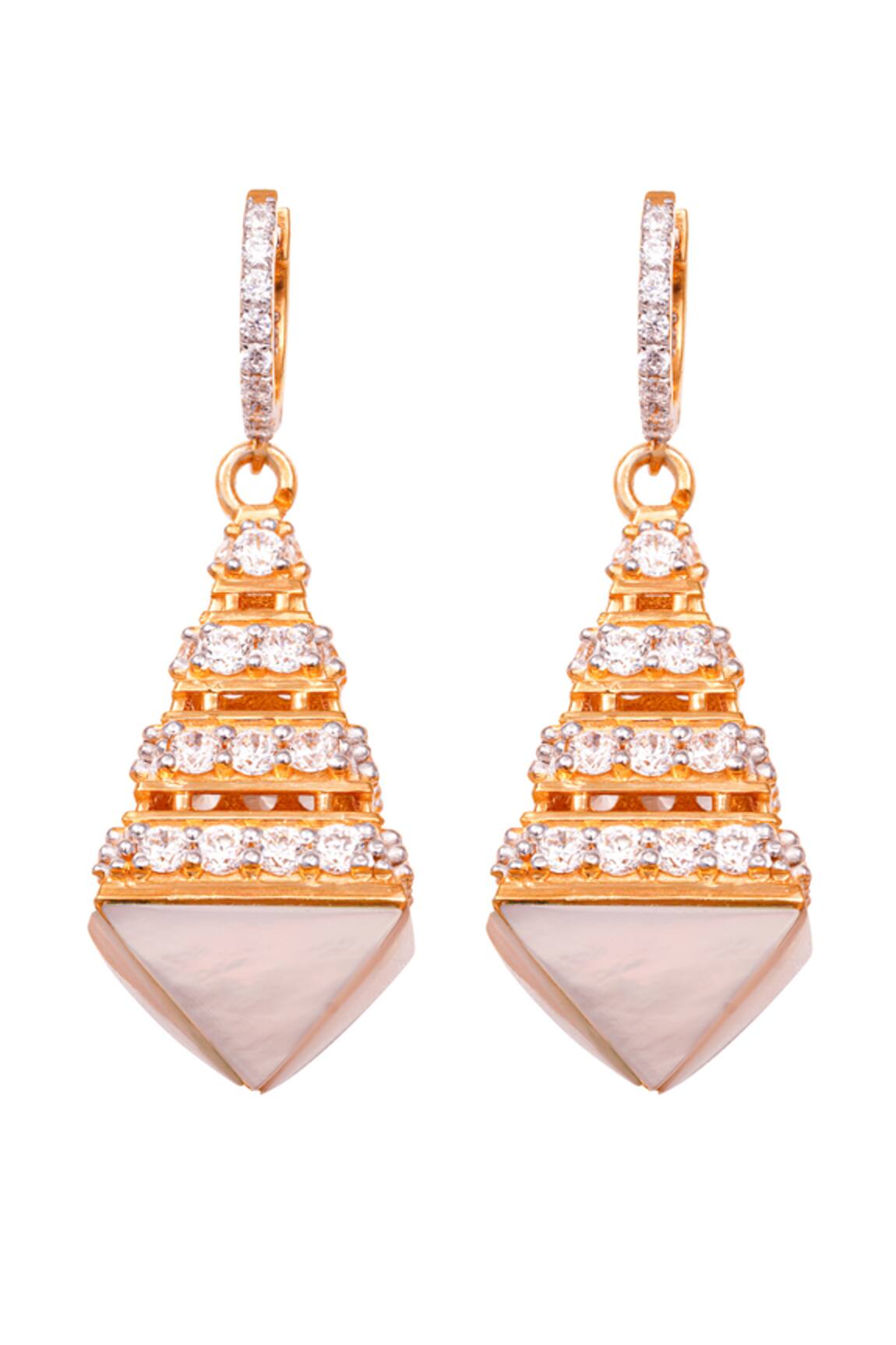 Prata Pyramid Dangler Earrings 