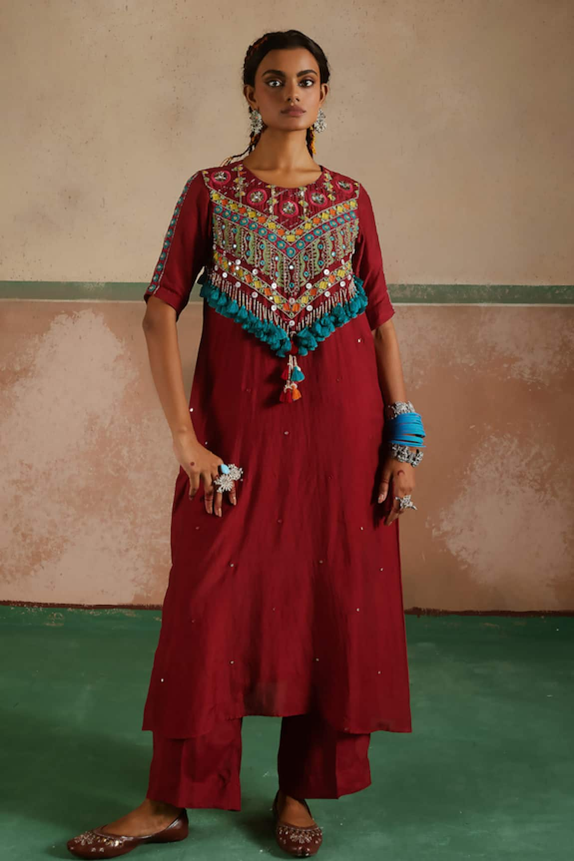 Zariya the Label Banjaran Tassel Embellished Yoke Kurta With Pant