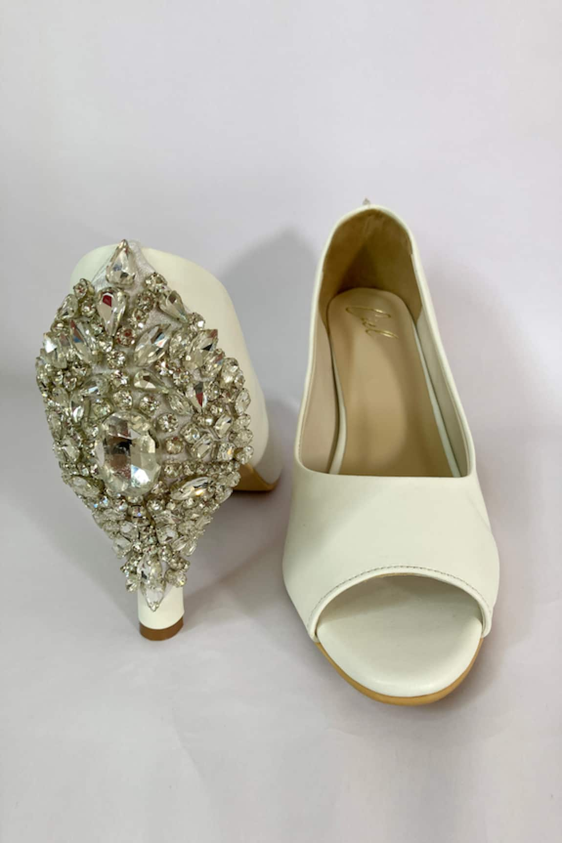 Ciel Bella Stone Embellished Pumps