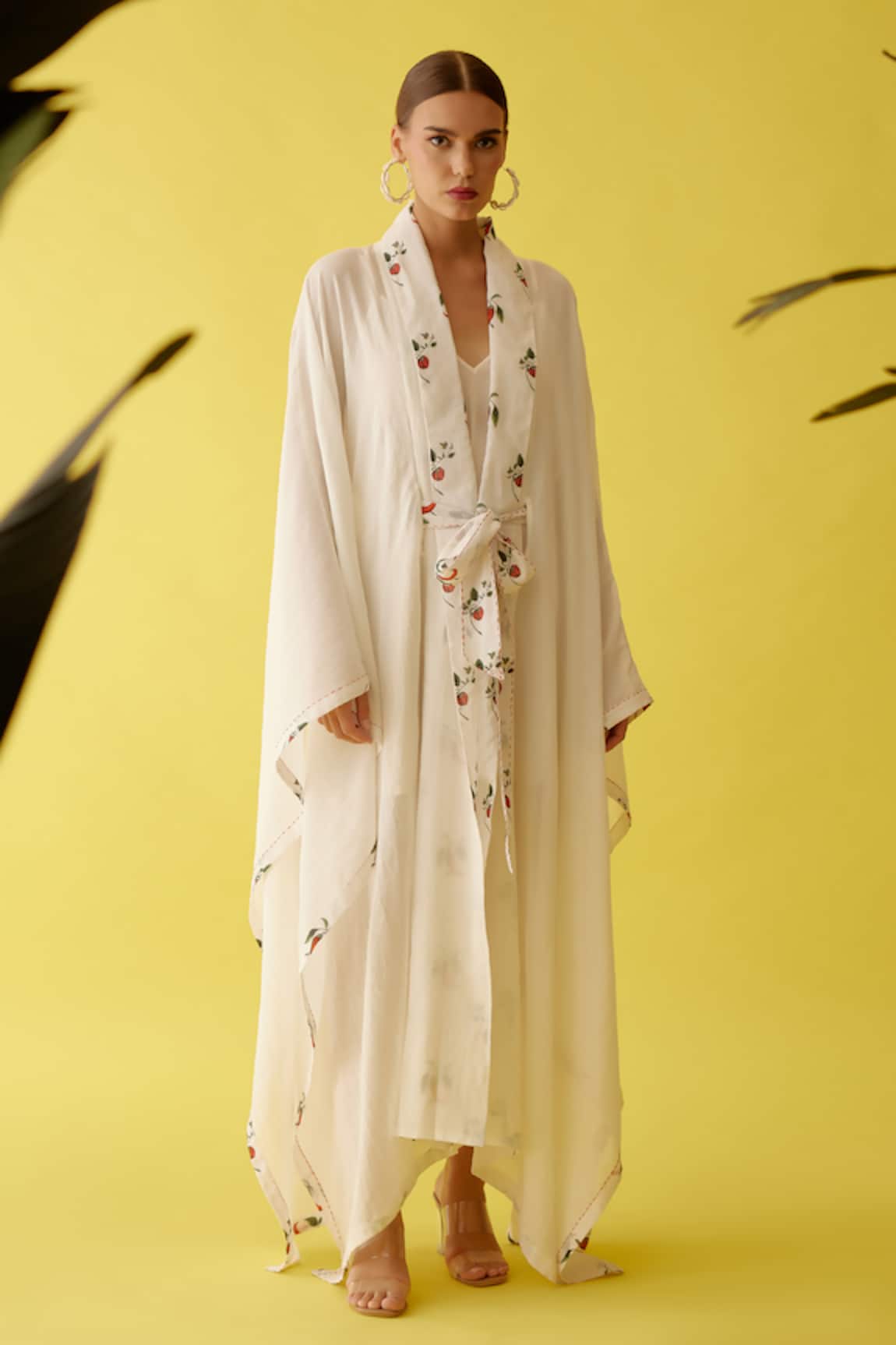 Nikasha Spicy Chilli Print Lapel Collar Cape 