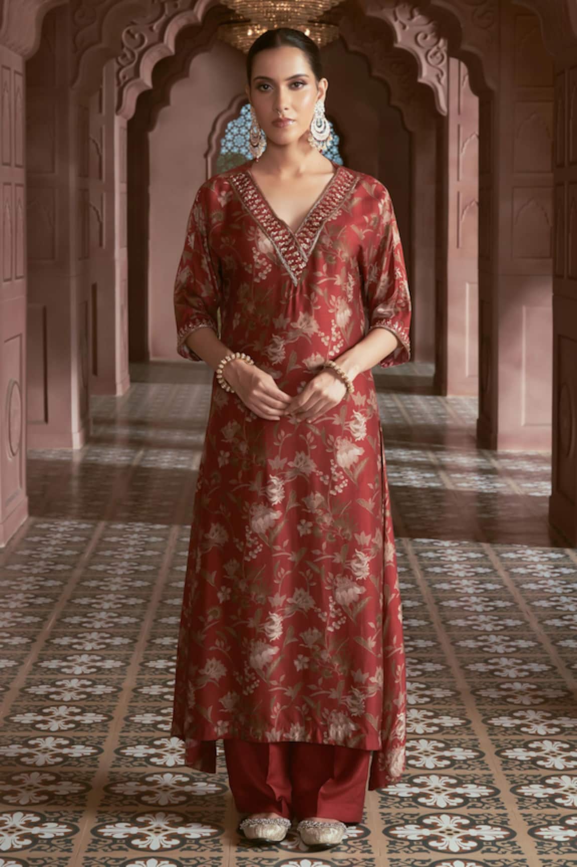 Megha Pitti Flower Print Kurta With Pant