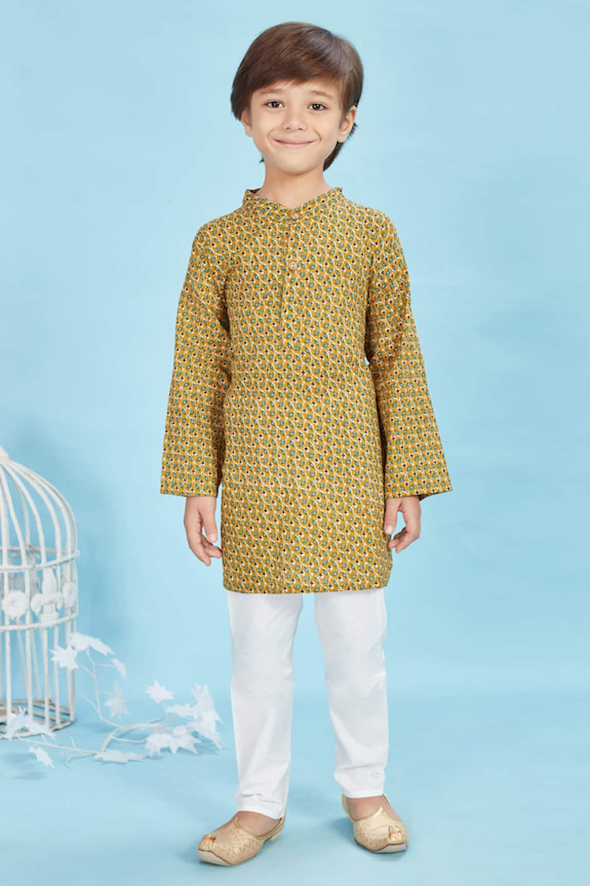 Maaikid Floral Print Straight Kurta & Pyjama Set