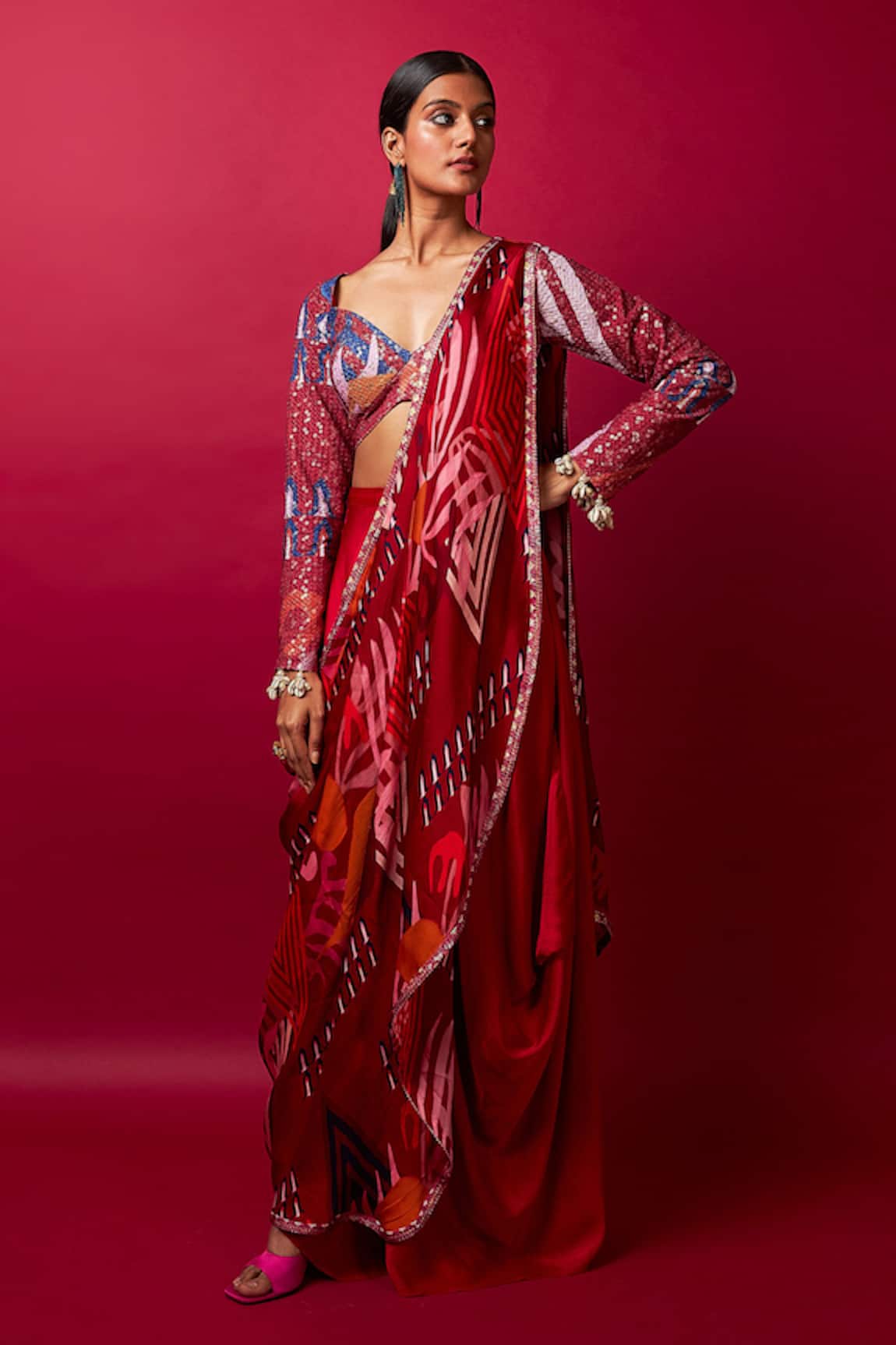 Vedika M Geometric Print Pallu Pre-Stitched Saree With Blouse