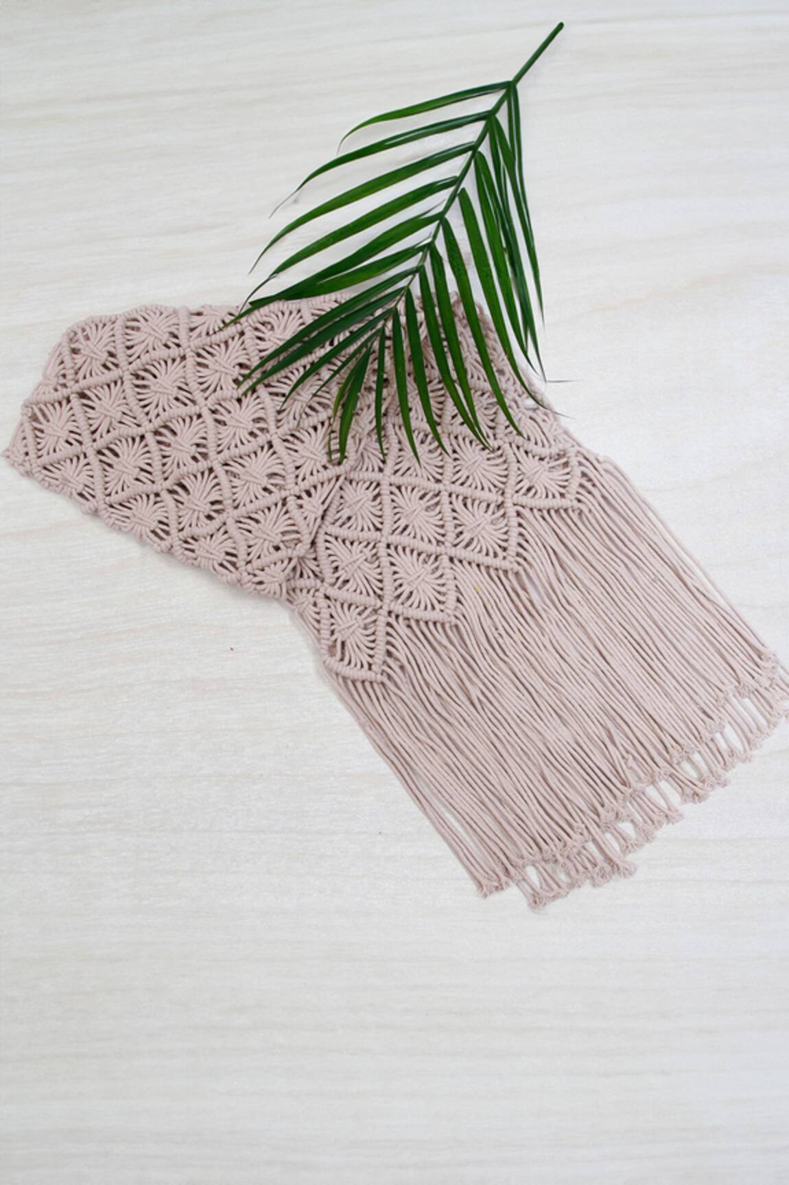 CocoBee Macrame Runner