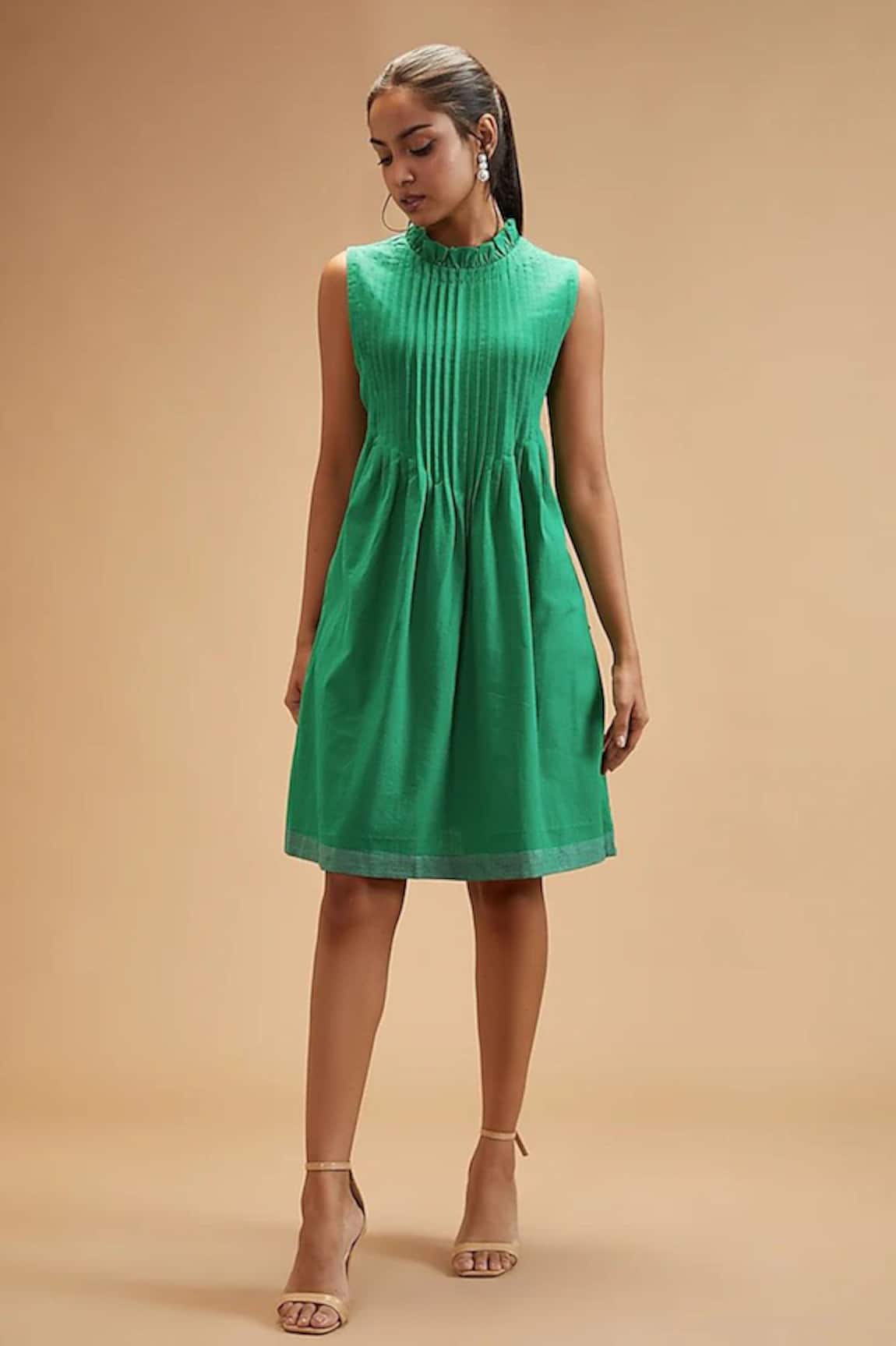 Theroverjournal Pleated Solid Dress