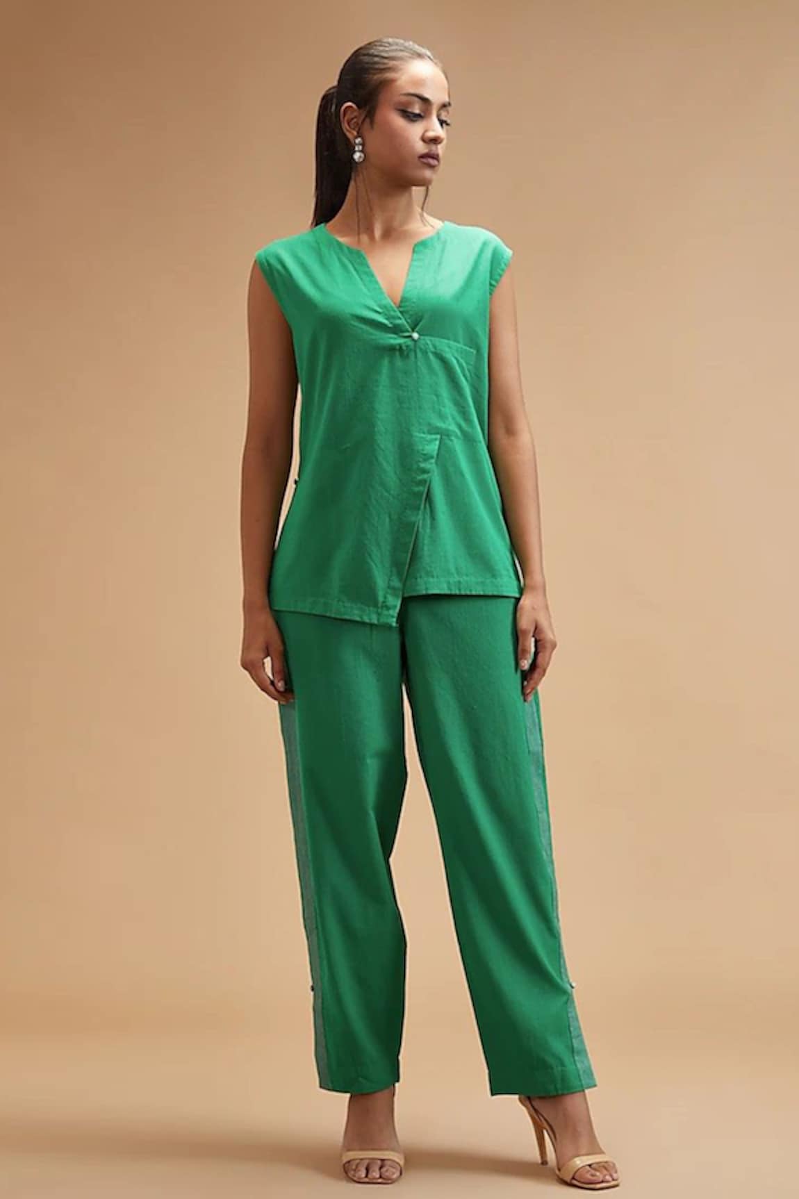 Theroverjournal Handloom Cotton Sleeveless Top With Pant