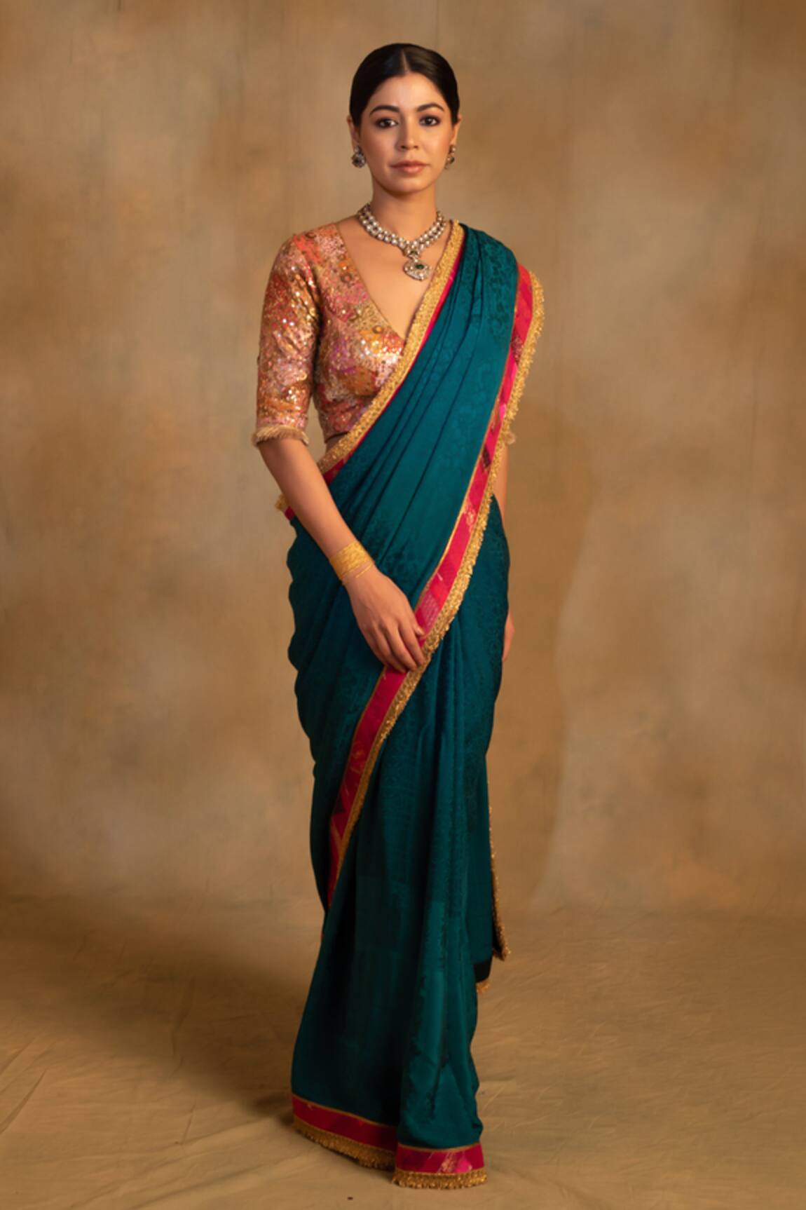 Priyanka Raajiv Holi Floral Pattern Saree