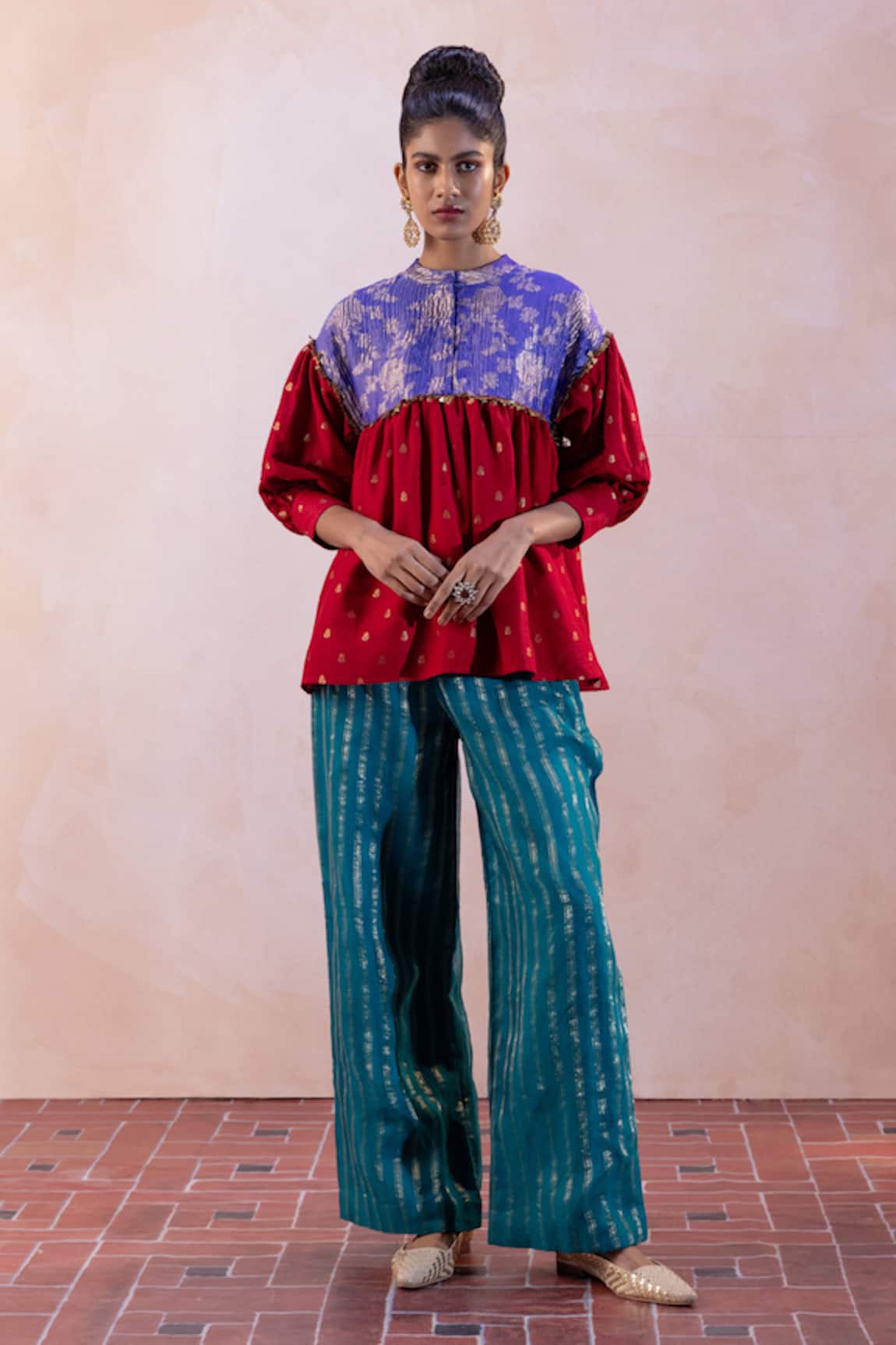 Taisha Floral Buti Woven Top With Flared Pant