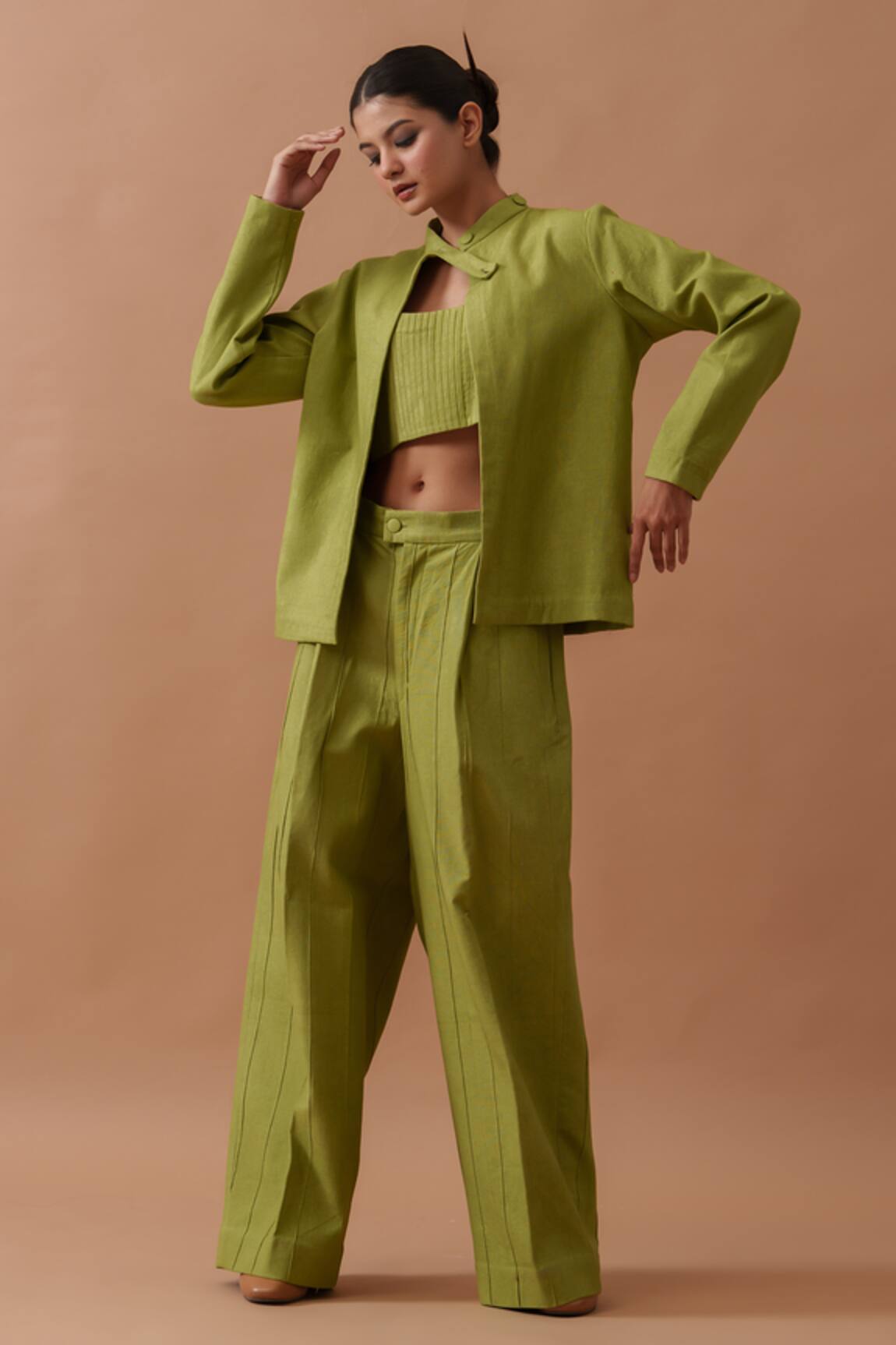 Stoique Sunflower Boxy Fit Pintucked Pant 