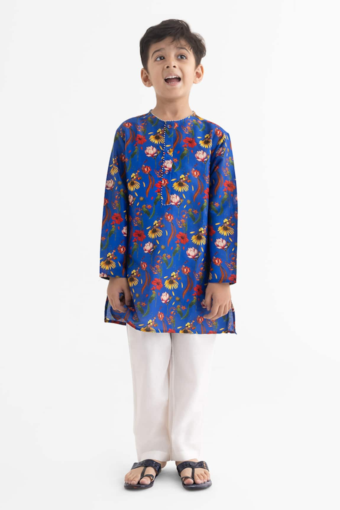 Ankid Chattur Tota Print Kurta With Pyjama