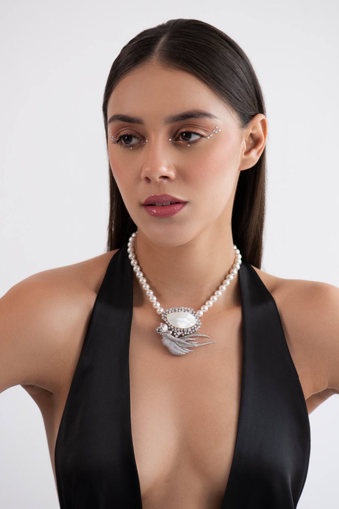 Opalina Soulful Jewellery Mother Of Pearl Studded Pendant Necklace 