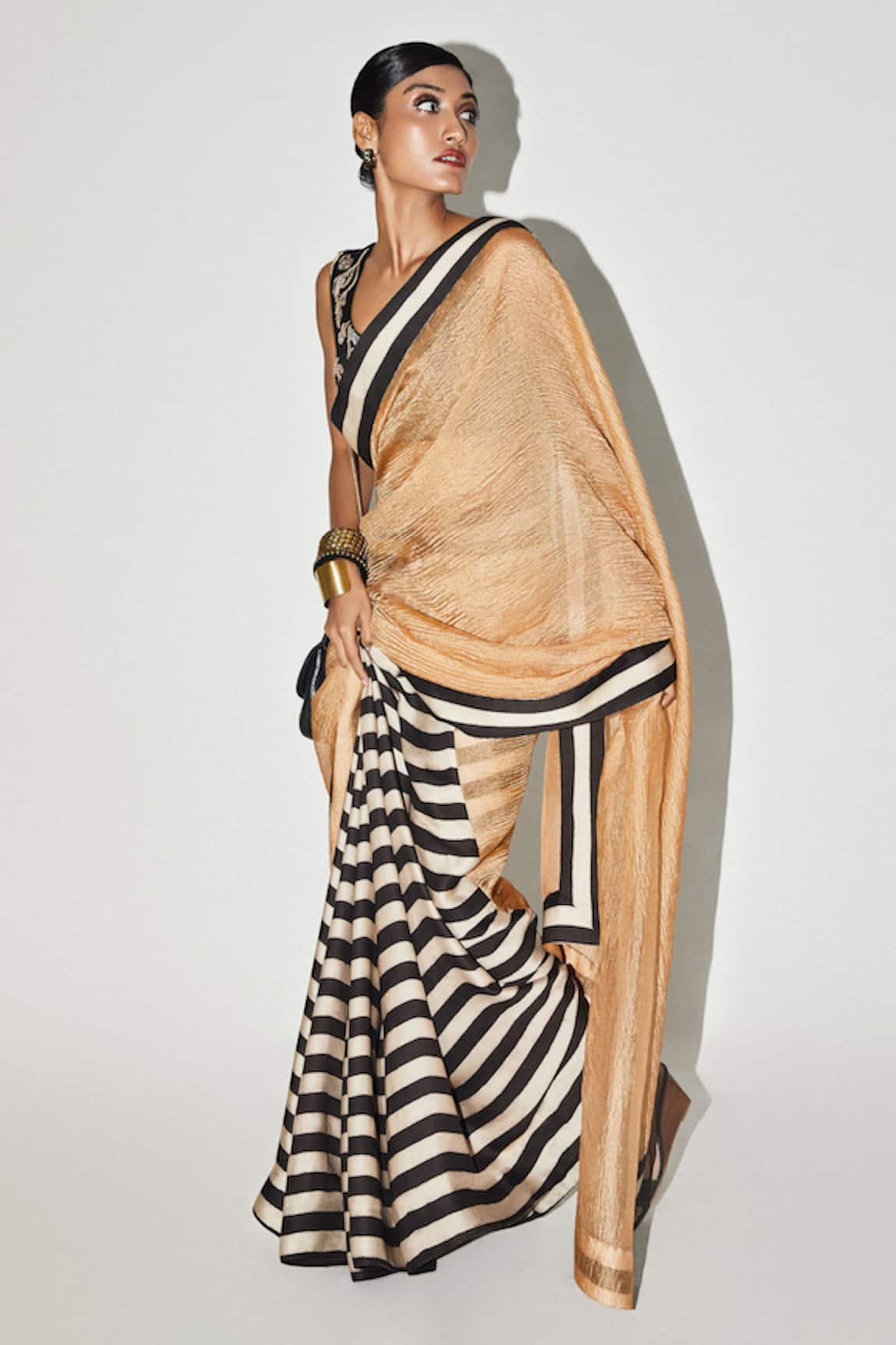 Kritika Murarka Stripe Handwoven Saree